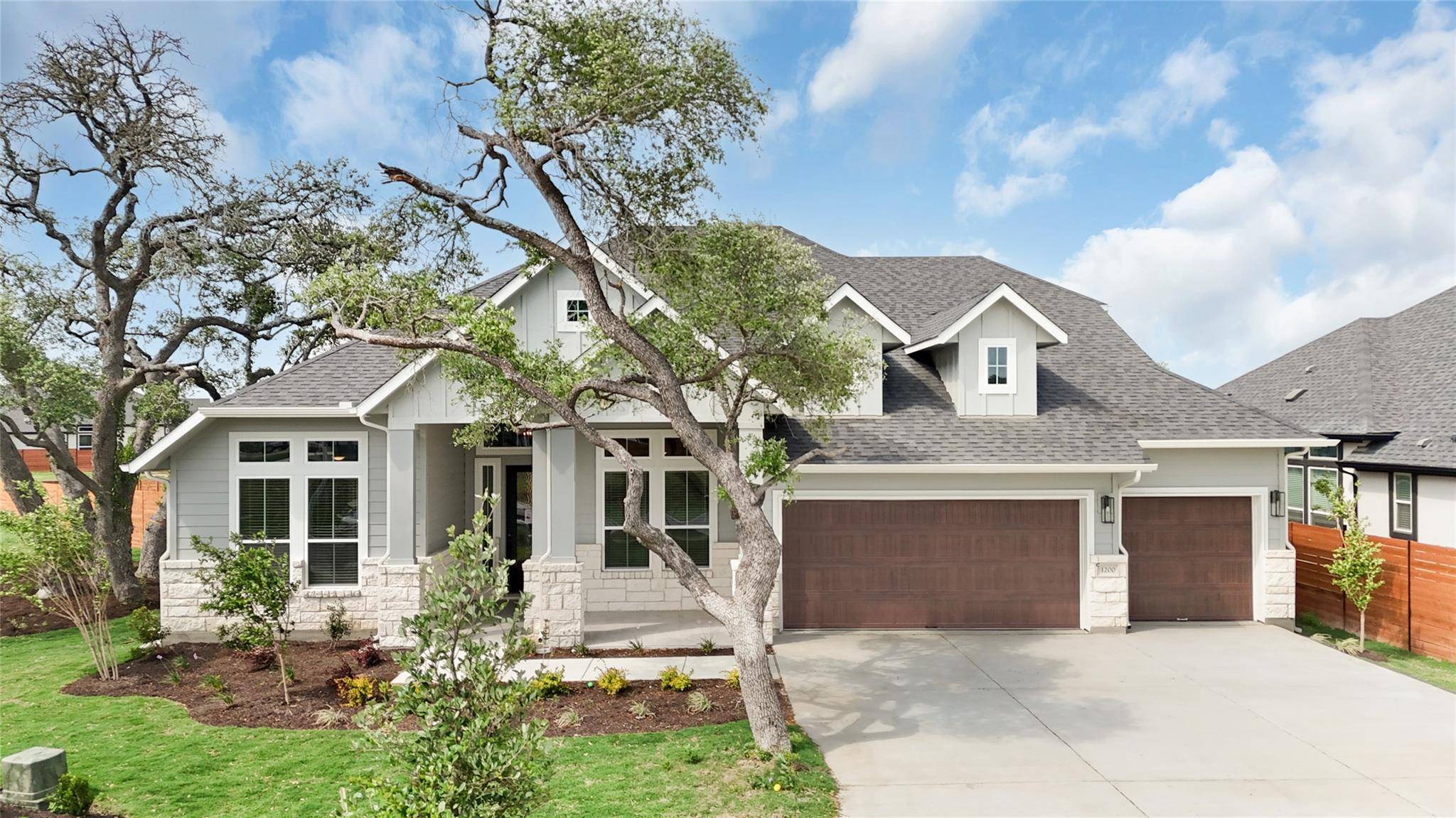1200 Painted Horse DR, Georgetown, TX 78633