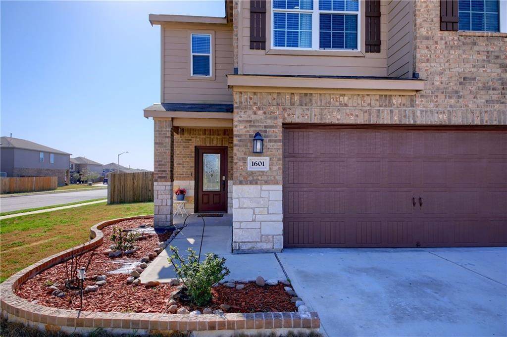 1601 Breanna LN, Kyle, TX 78640