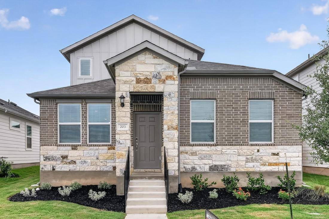 203 Betsy RD, Hutto, TX 78634