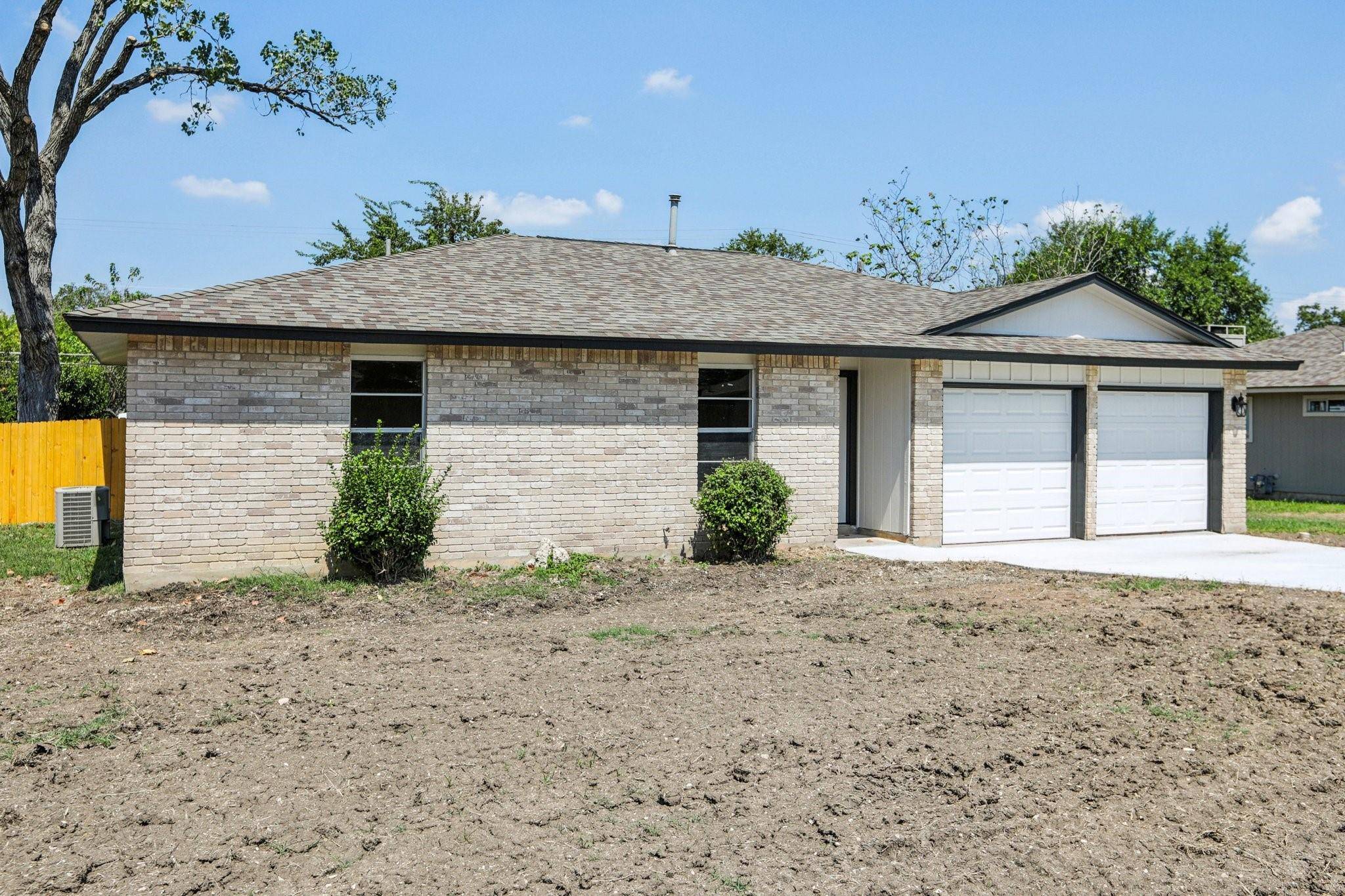 404 Garden Path DR, Round Rock, TX 78664