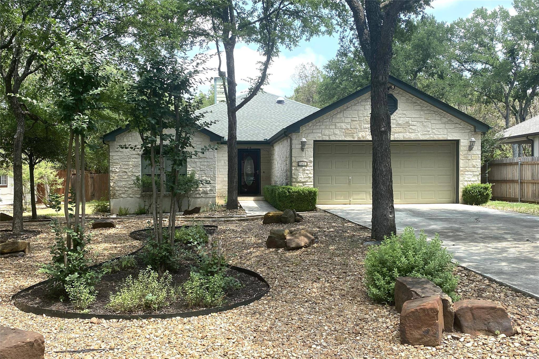 183 Augusta DR, Wimberley, TX 78676