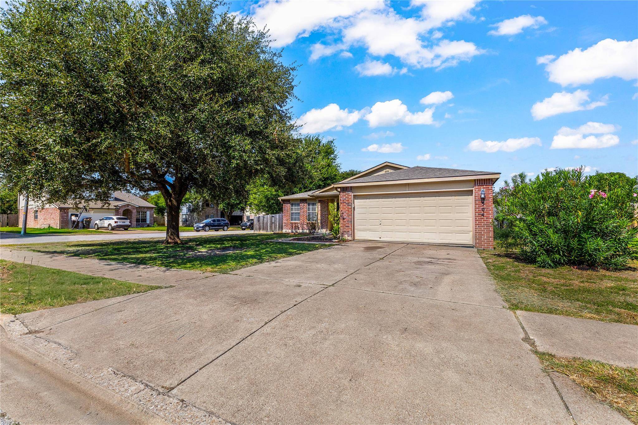 5504 Southern Crossing DR, Temple, TX 76502