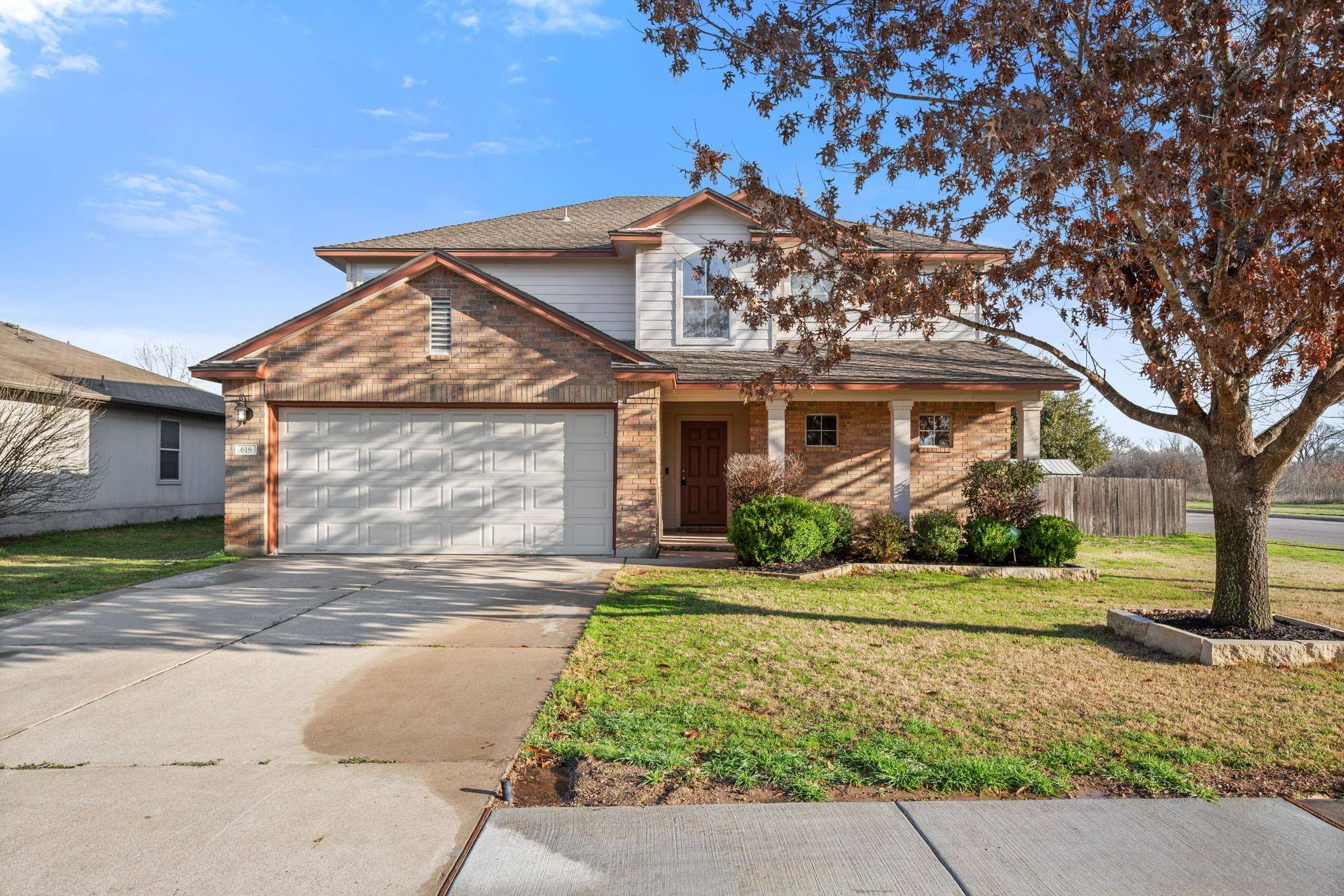 618 Holbrooke ST, Hutto, TX 78634