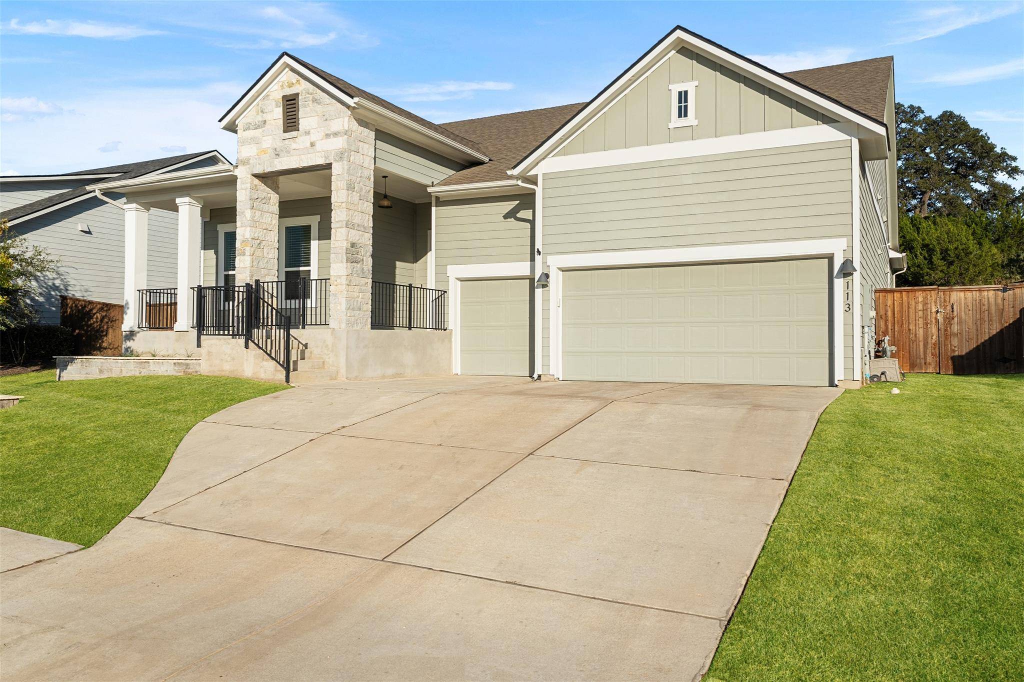 113 Rose Heath LN, Liberty Hill, TX 78642