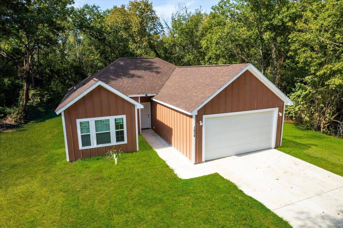 1624 E Collin ST, Corsicana, TX 75110