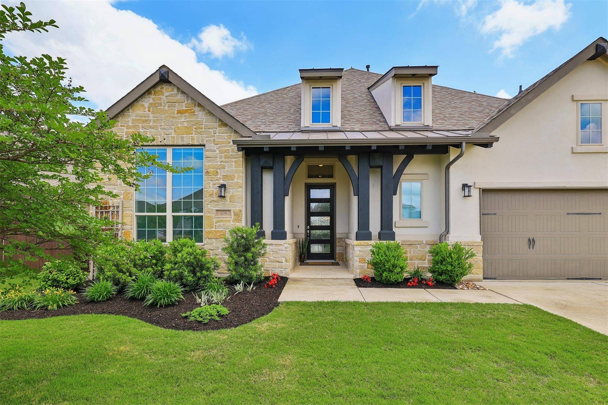108 Regents LN, Liberty Hill, TX 78642