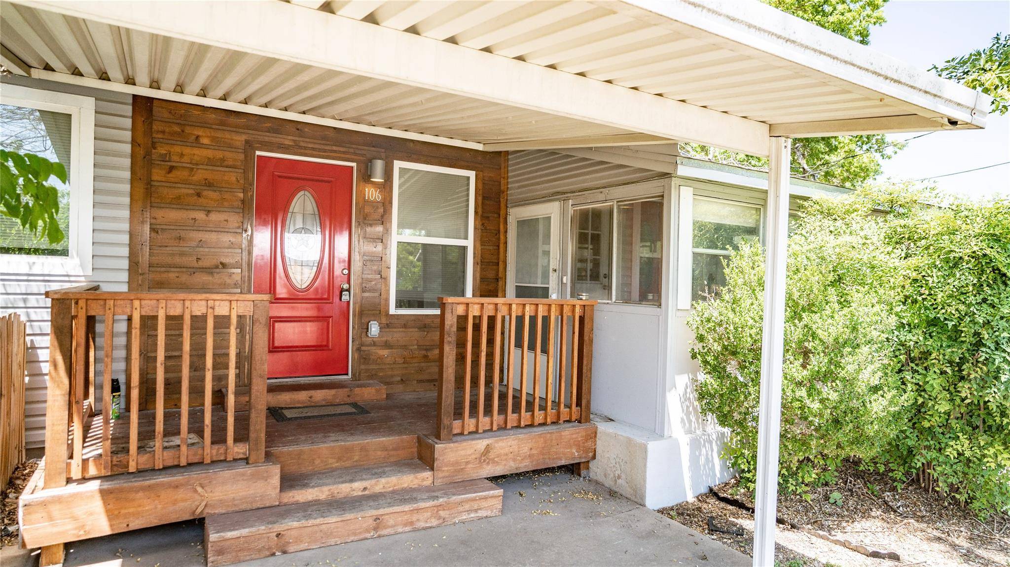 106 W Hoopes Ave, Pflugerville, TX 78660