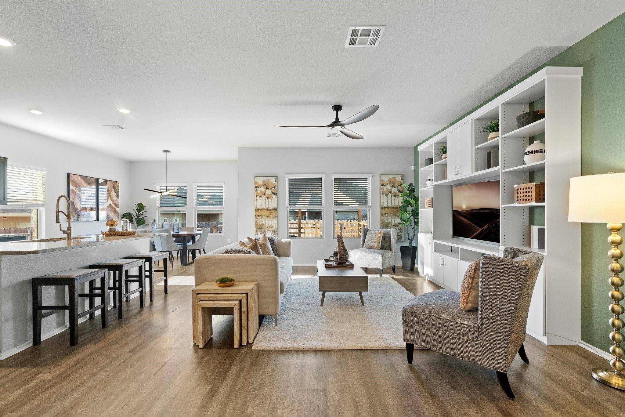 216 Tanzanite CIR, Buda, TX 78610