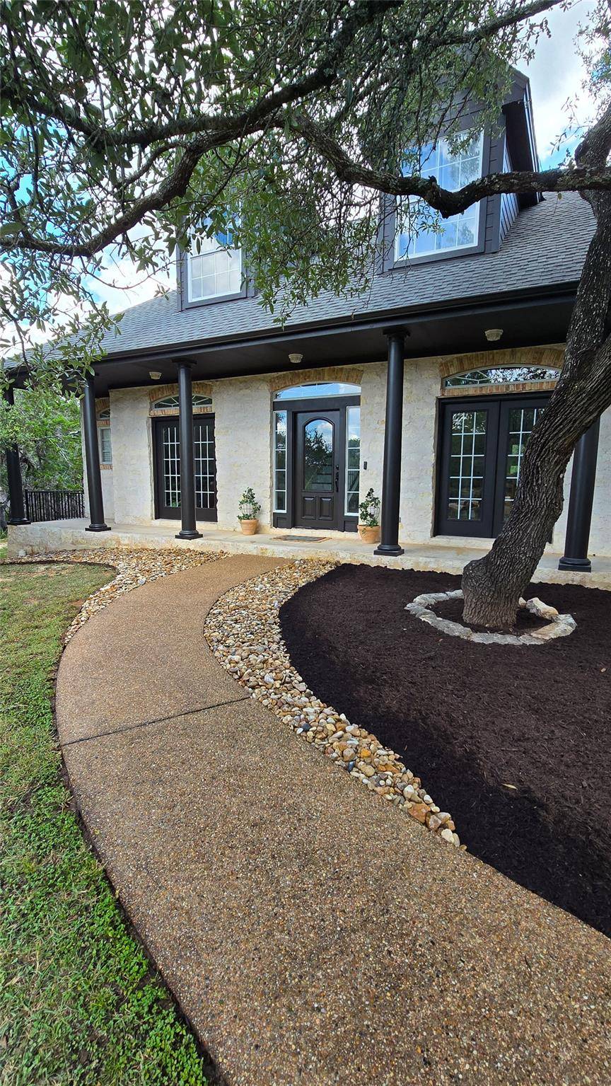 713 OAKWOOD LN, Dripping Springs, TX 78620