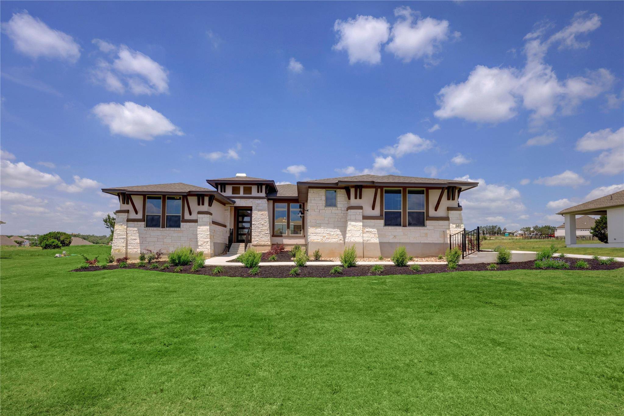 340 Prairie Clover DR, Dripping Springs, TX 78620