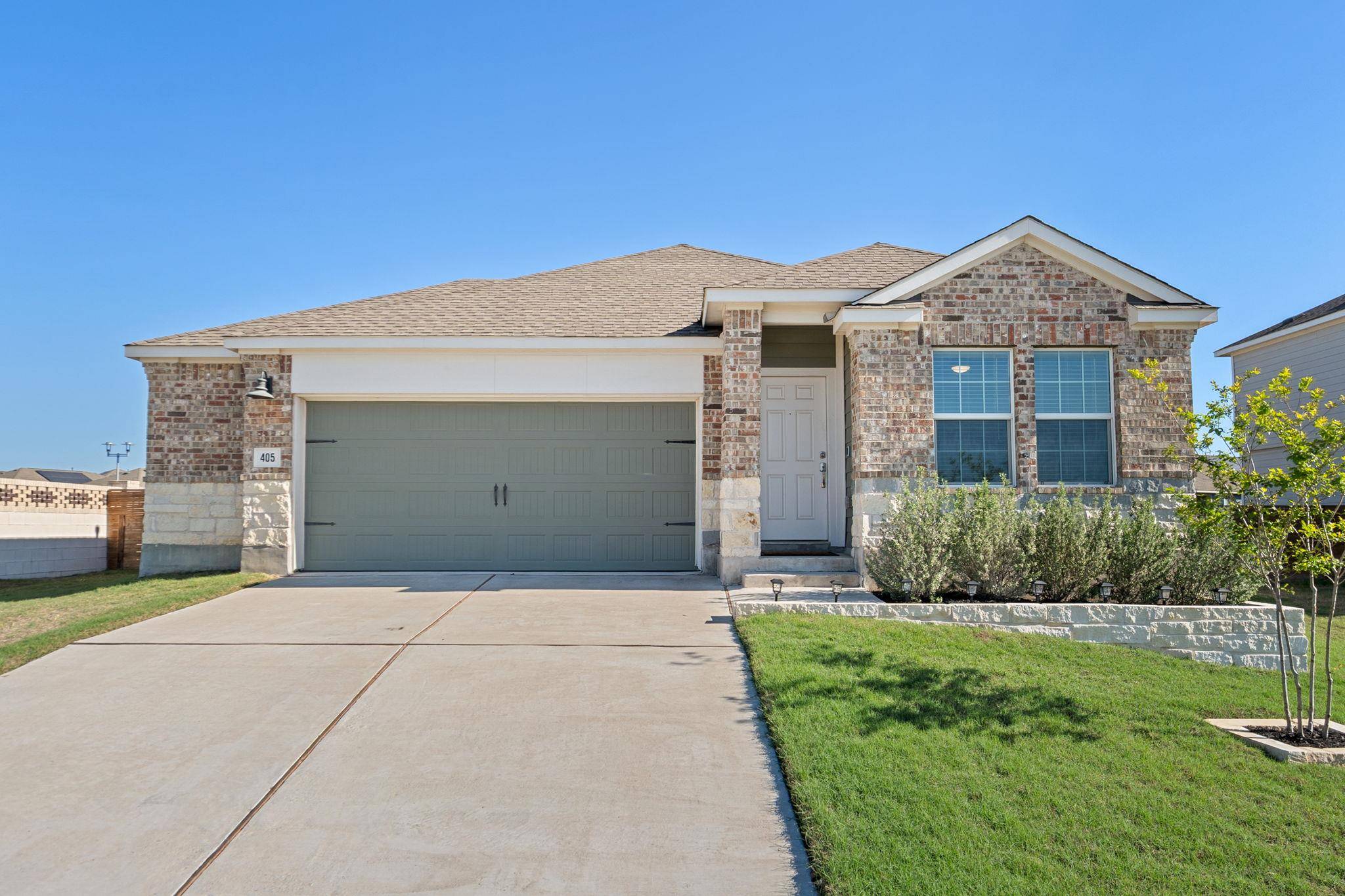 405 Doherty ST, Kyle, TX 78640