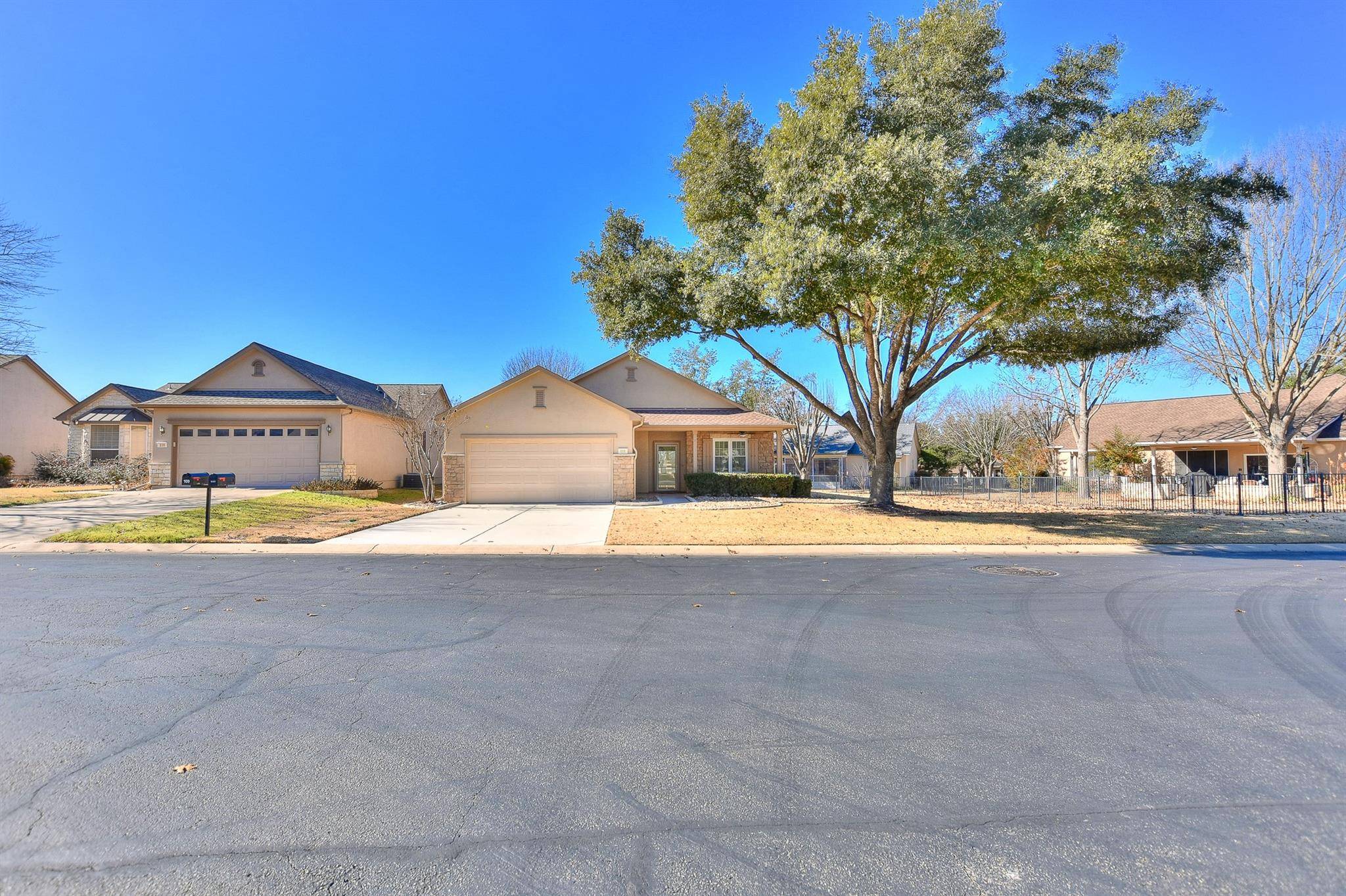 111 Montley TRL, Georgetown, TX 78633