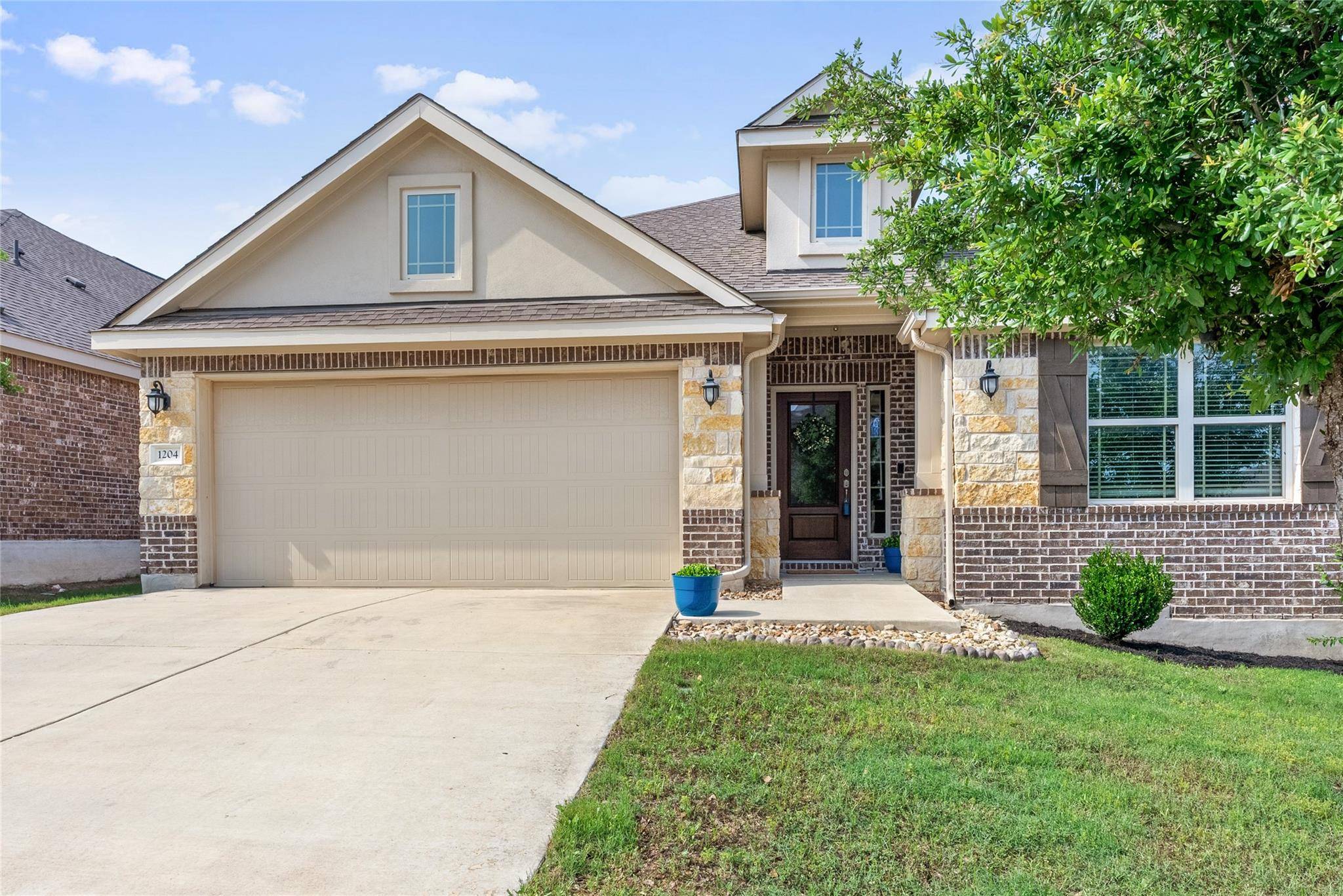 1204 Horizon View DR, Georgetown, TX 78628