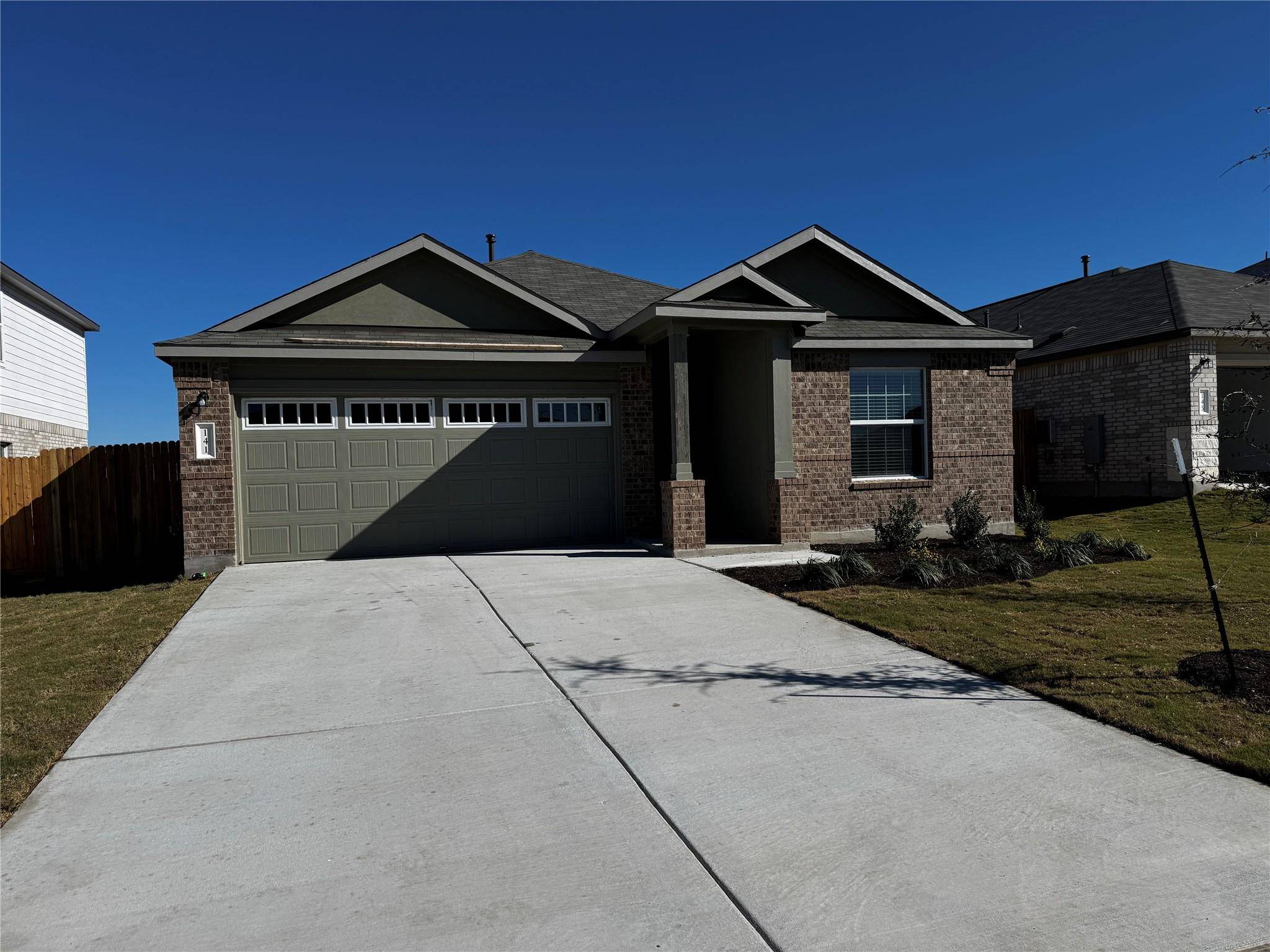 141 Sonterra DR, San Marcos, TX 78666