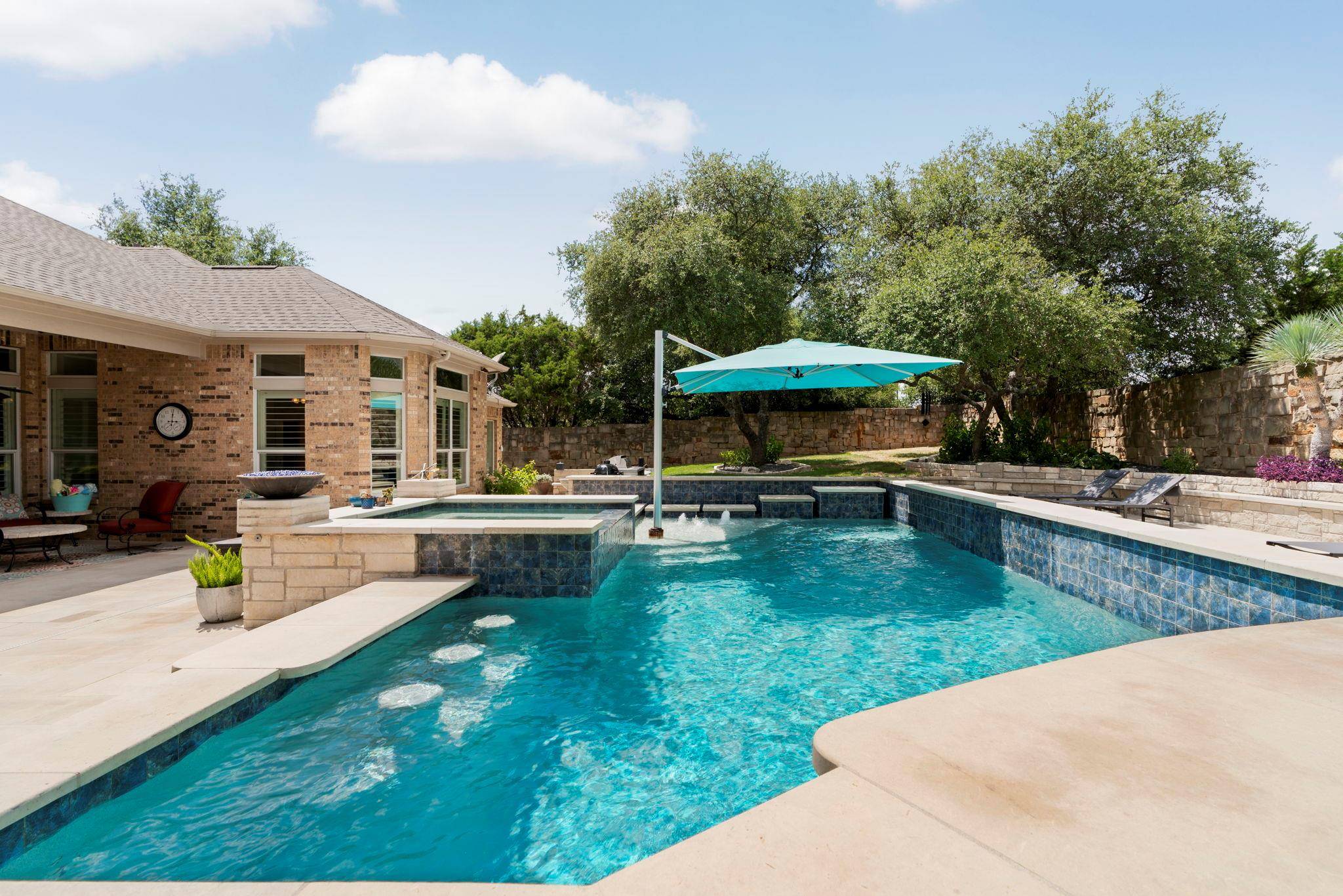 207 Dry Creek RD, Austin, TX 78737