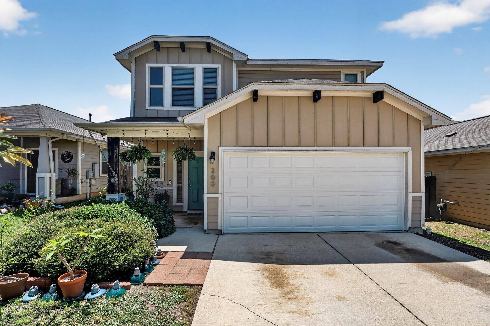 266 Twisted Oaks LN, Buda, TX 78610