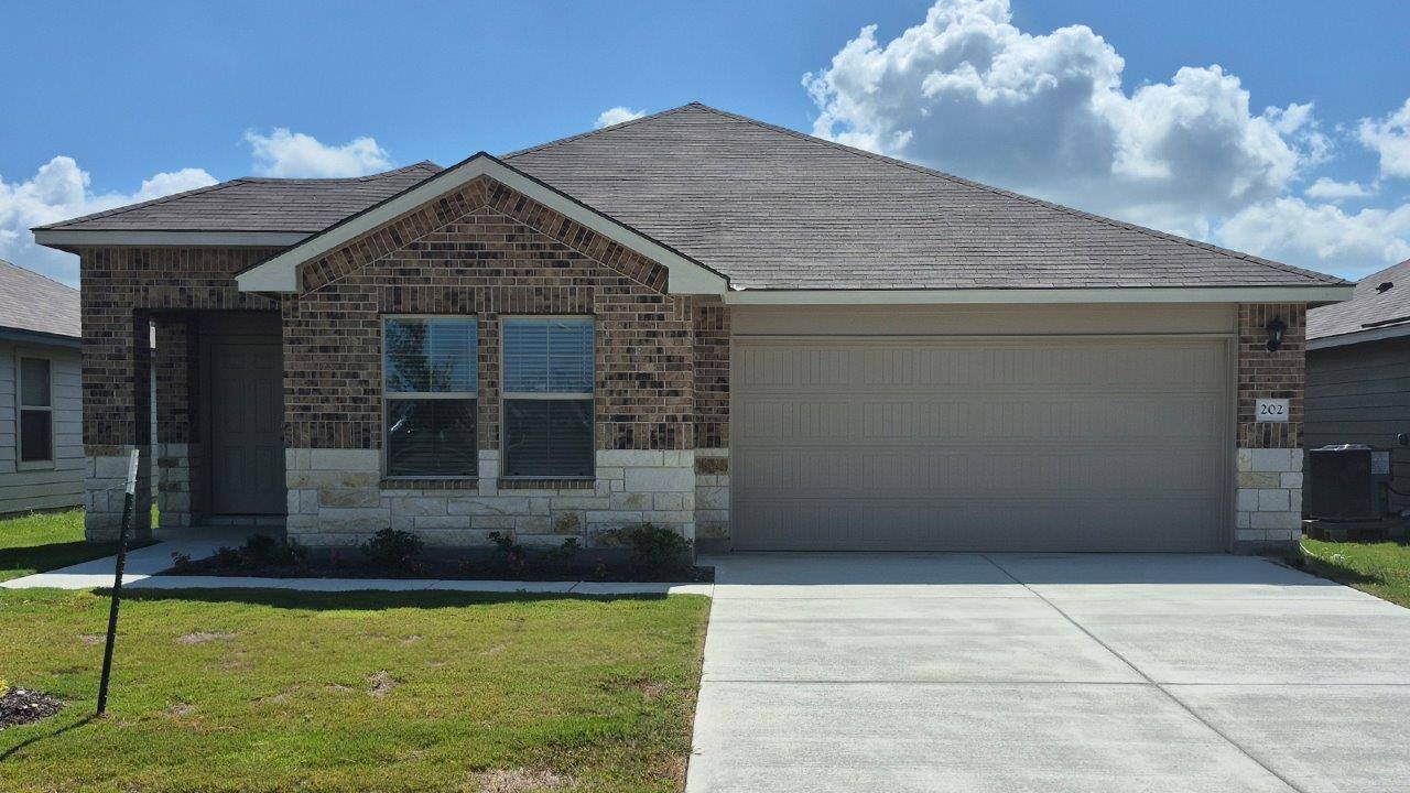 202 Rearden BLVD, Jarrell, TX 76537