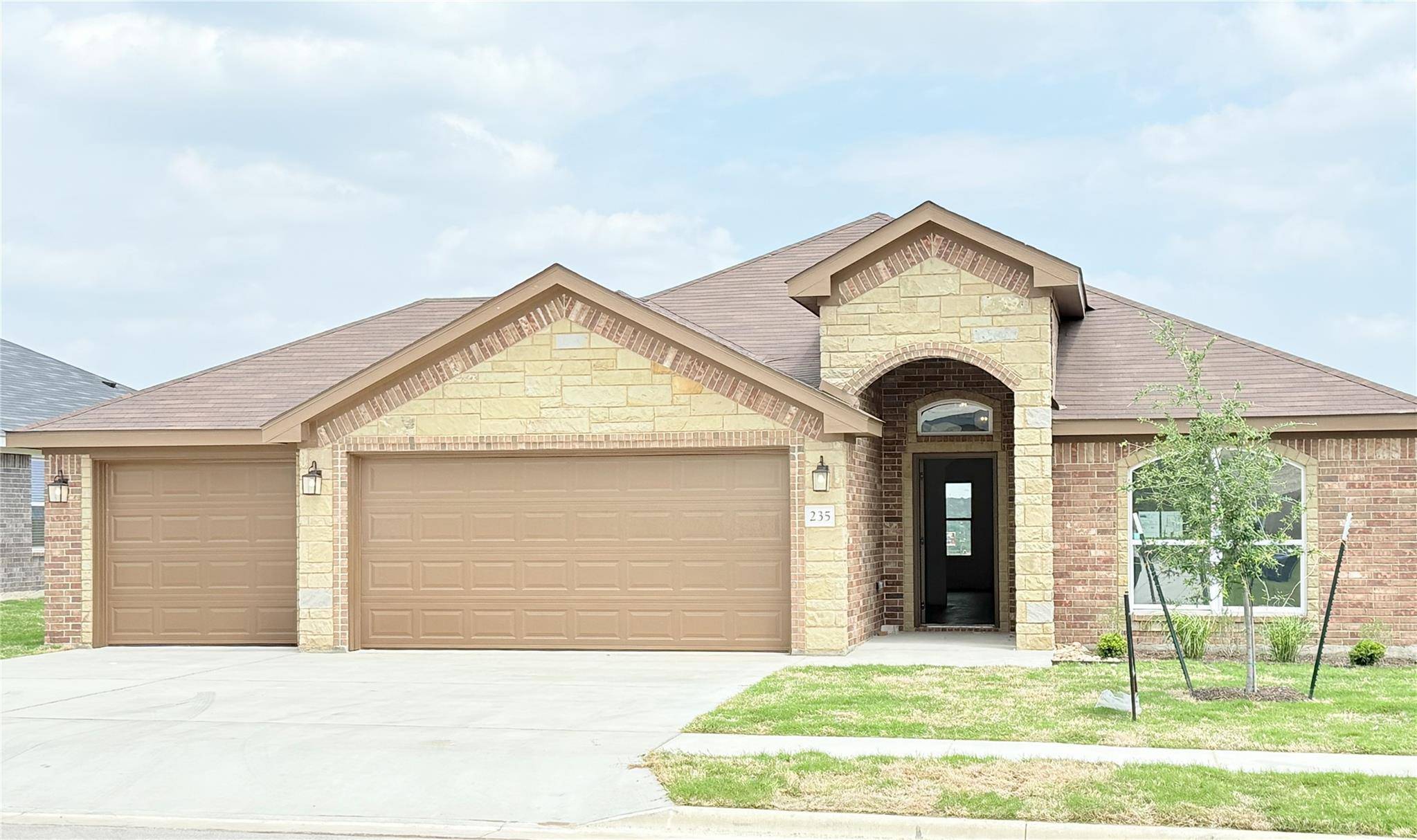 235 Fawn Ridge DR, Copperas Cove, TX 76522