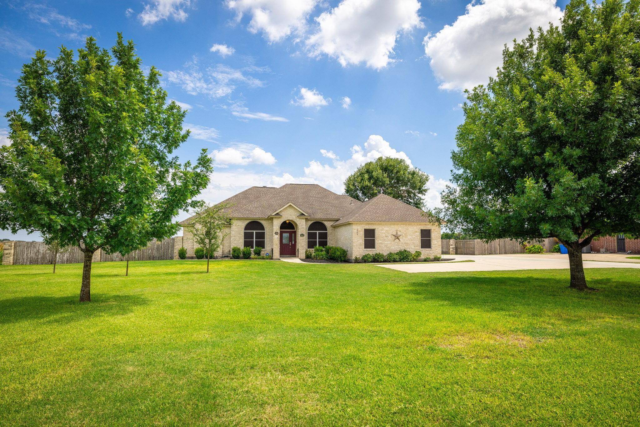 1063 Fm 20, Seguin, TX 78155