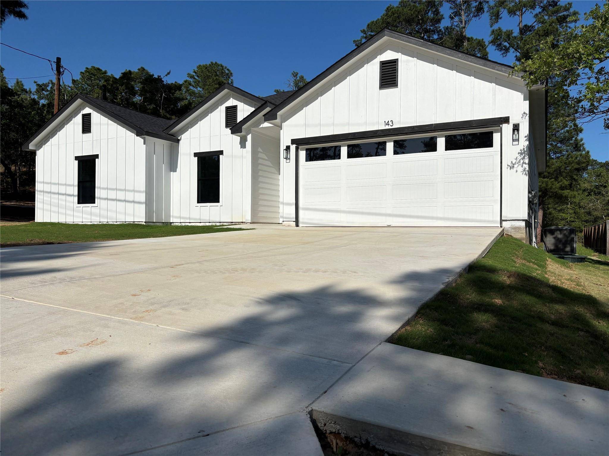 143 N Kaupo DR, Bastrop, TX 78602
