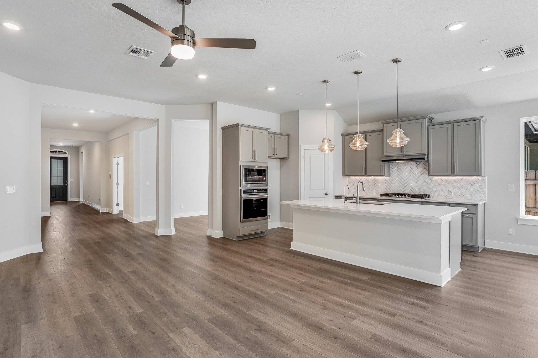 306 Smithsonian LN, Kyle, TX 78640