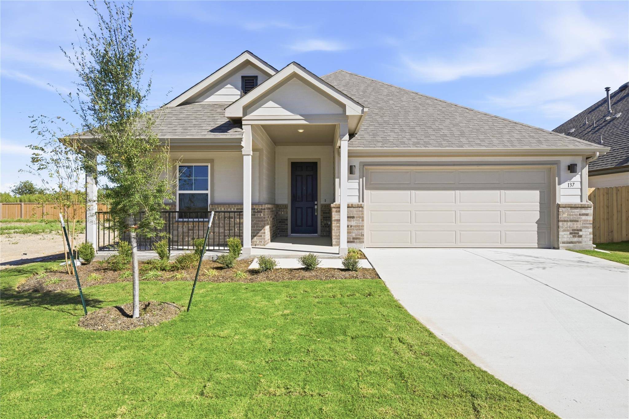 137 Greinert DR, Taylor, TX 76574
