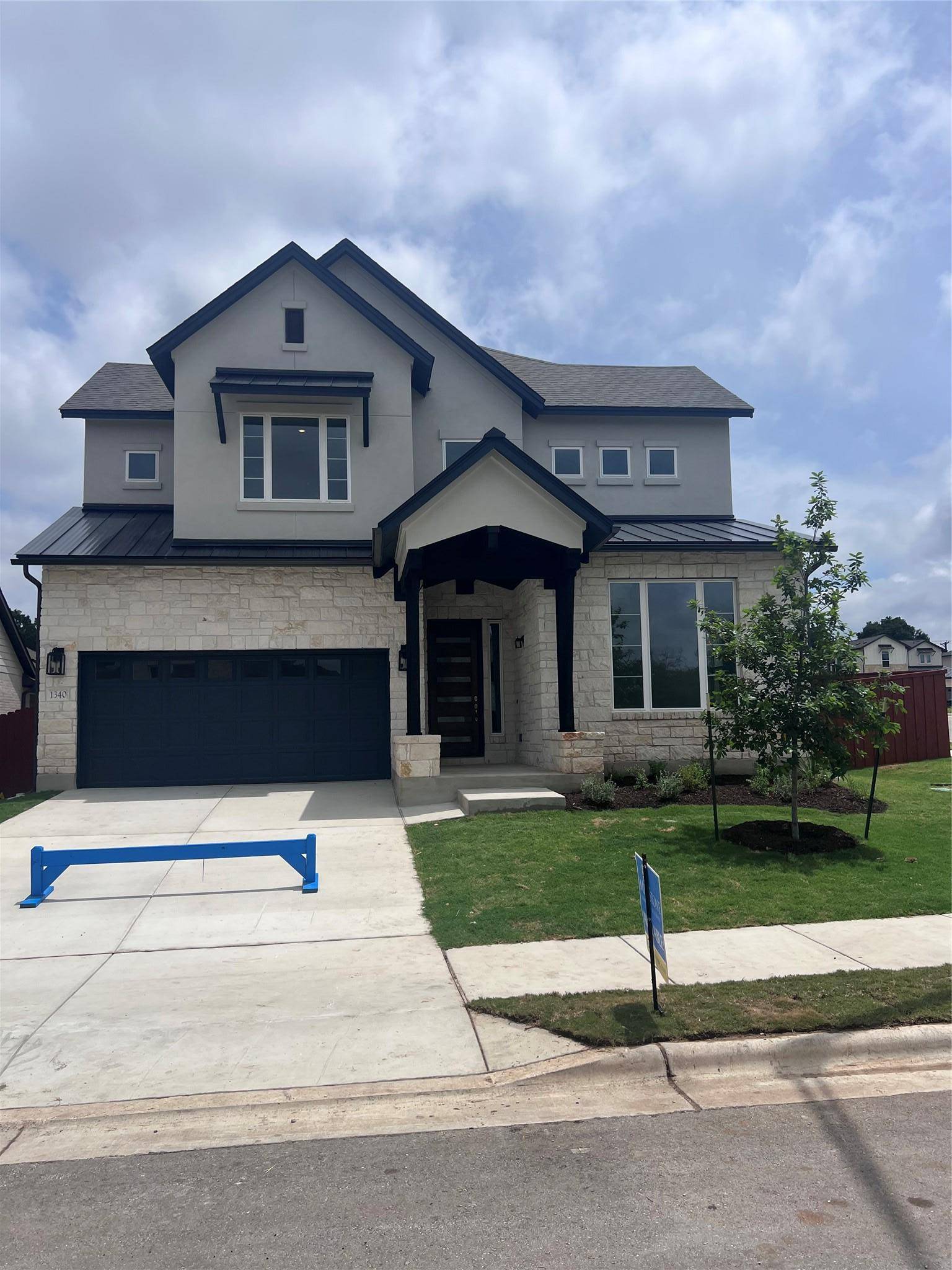 1340 Robin TRL, Round Rock, TX 78681