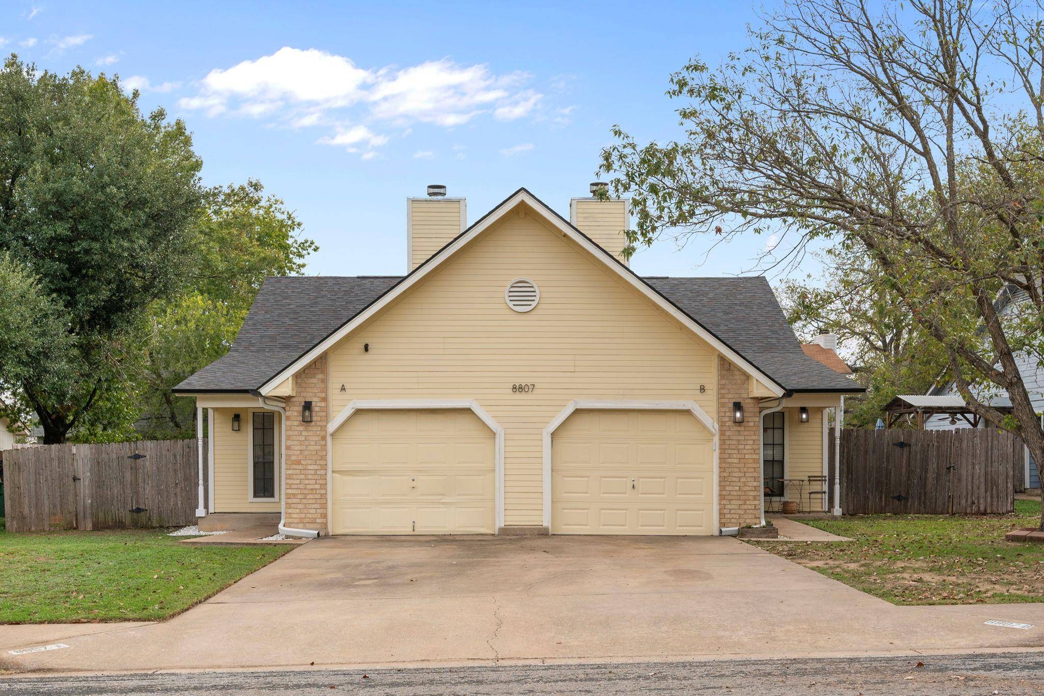 8807 Cainwood LN, Austin, TX 78729