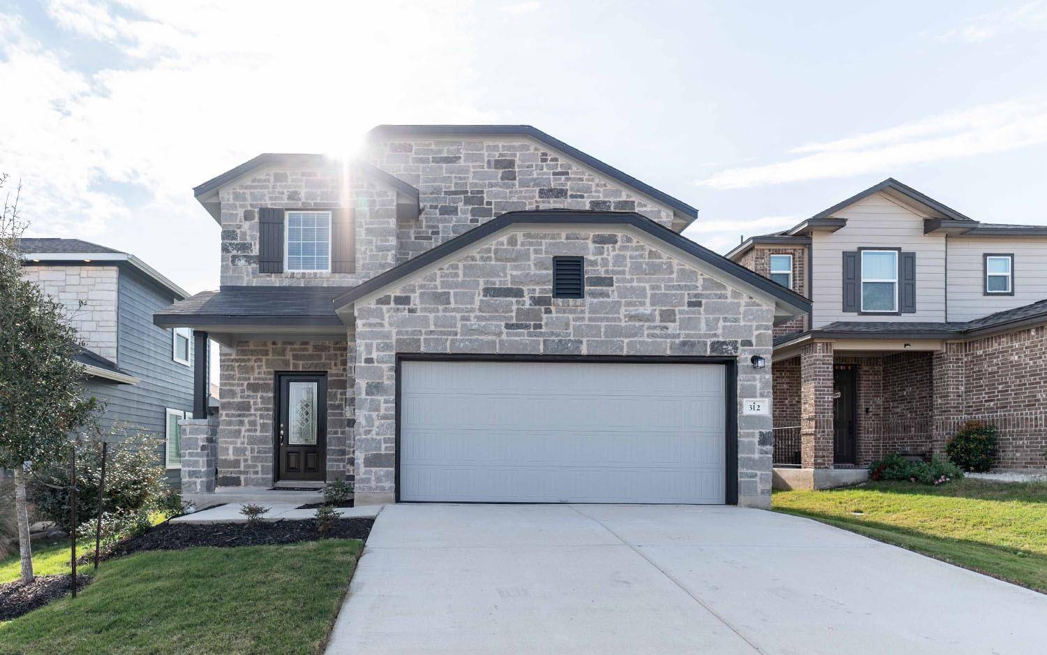 312 Lt Rusty DR, Jarrell, TX 76537