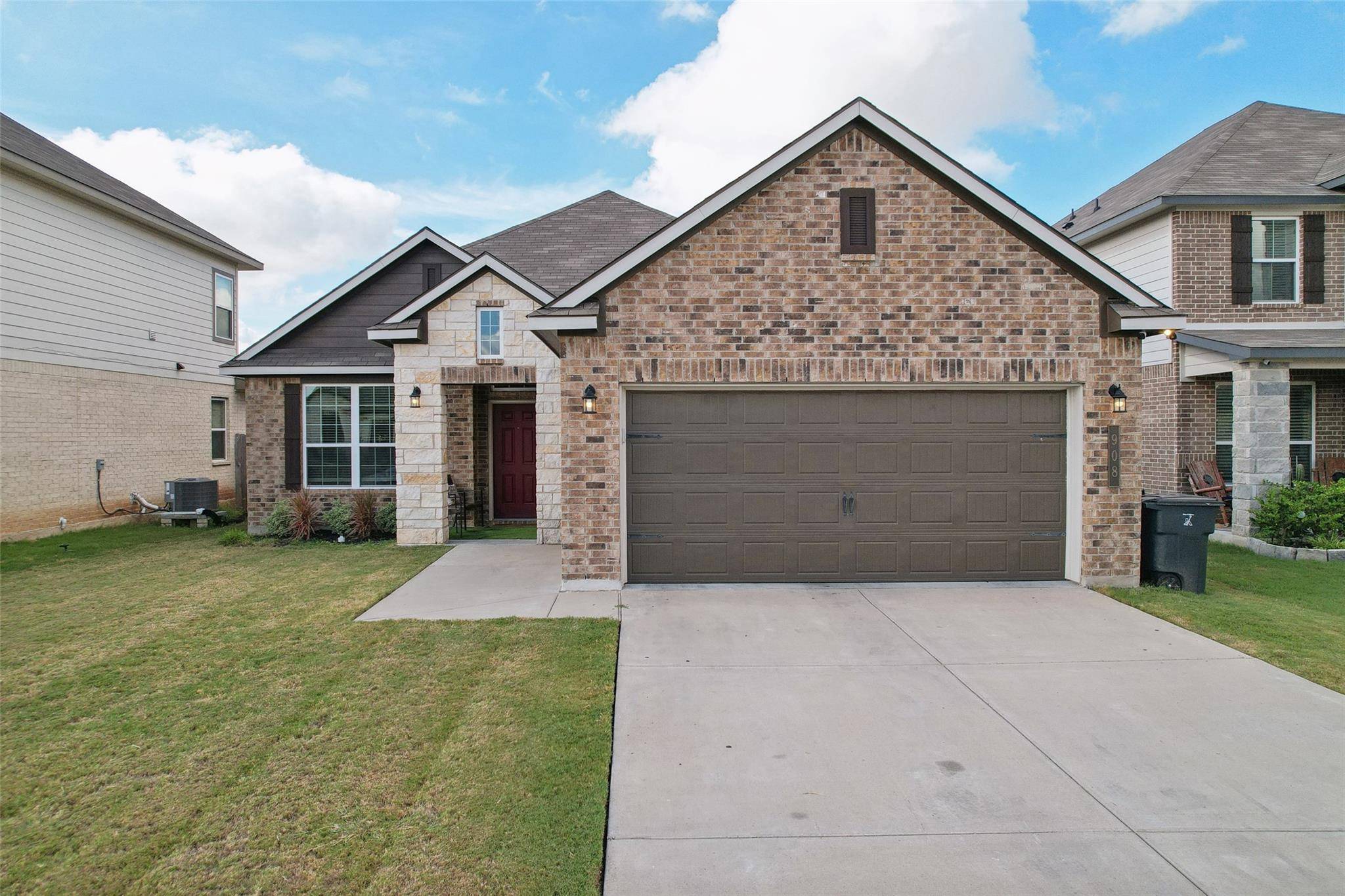 908 McLintock CV, Killeen, TX 76542