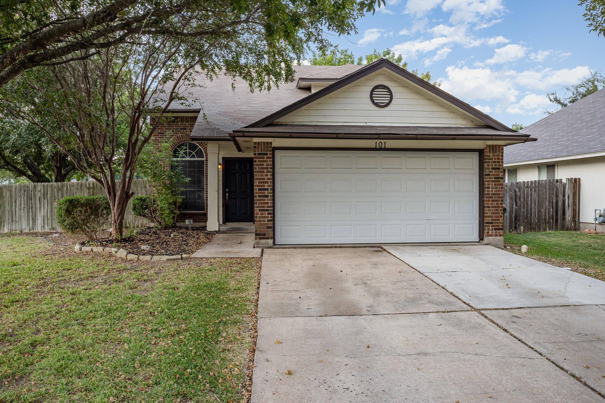 101 Riley CV, Kyle, TX 78640