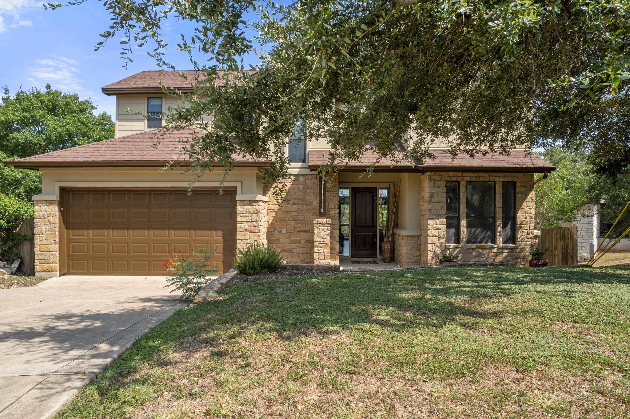 2402 Eagle PT, Lakeway, TX 78734