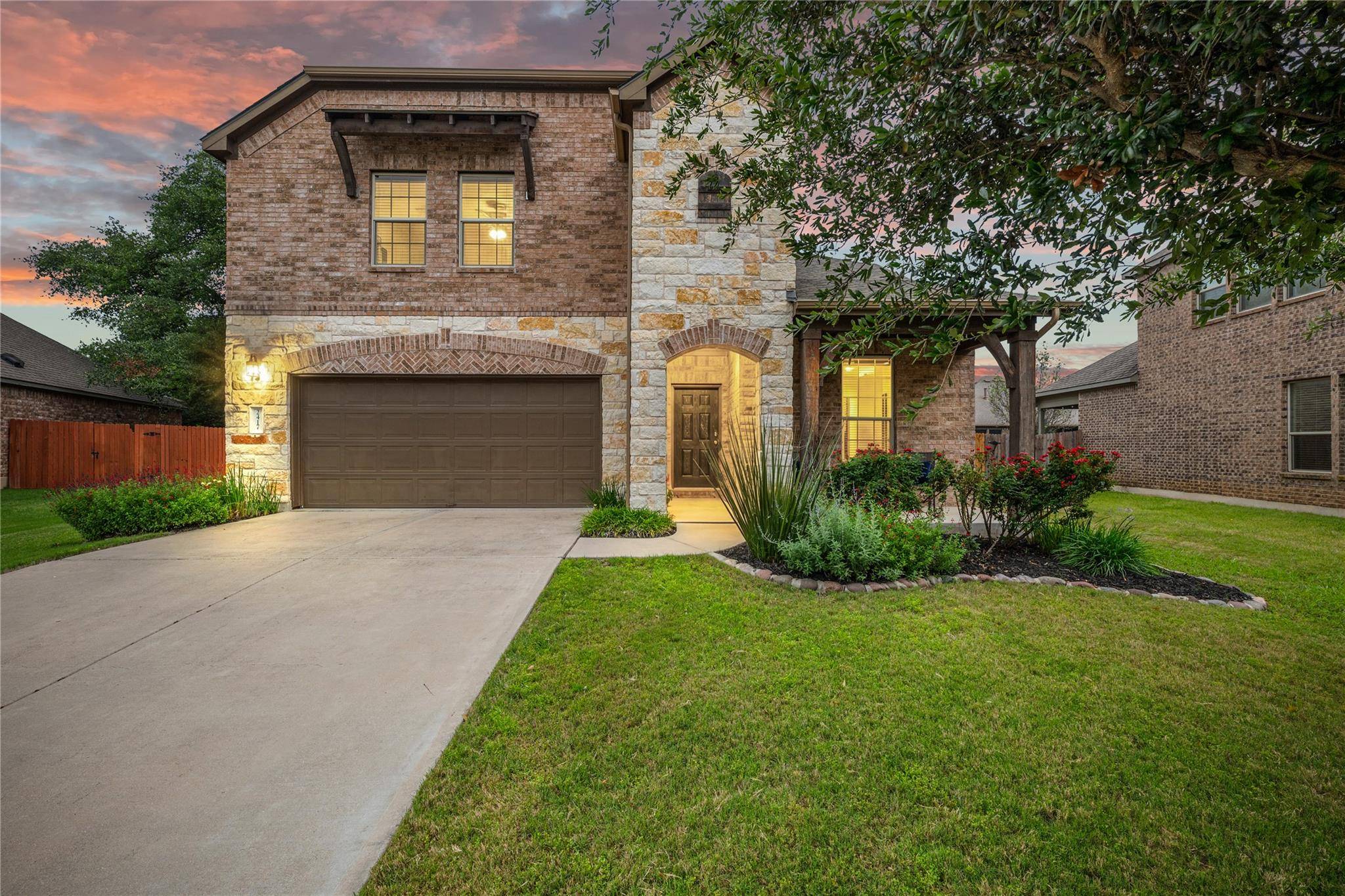 2417 Maxwell DR, Leander, TX 78641