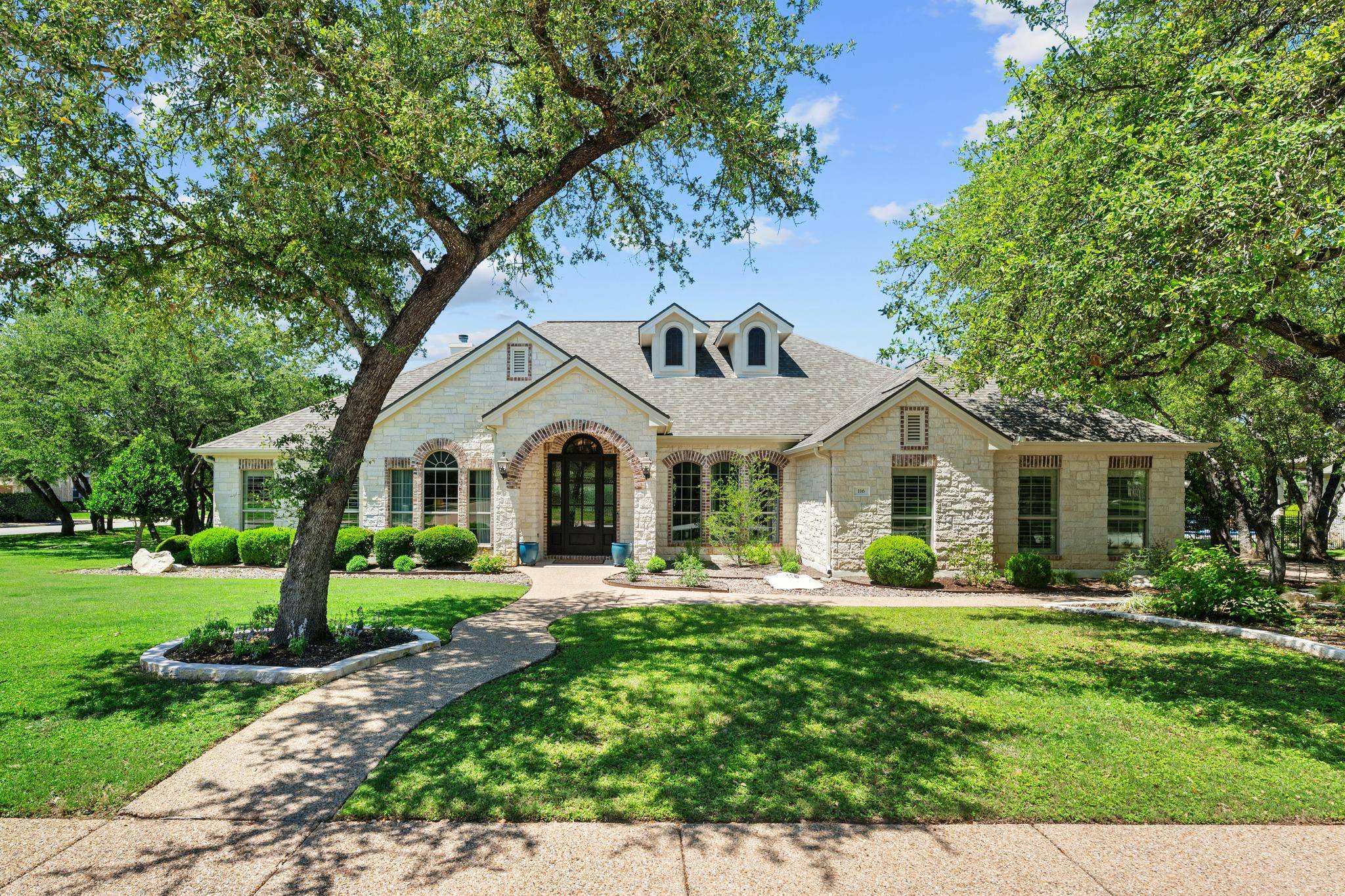 116 Woodall DR, Georgetown, TX 78628