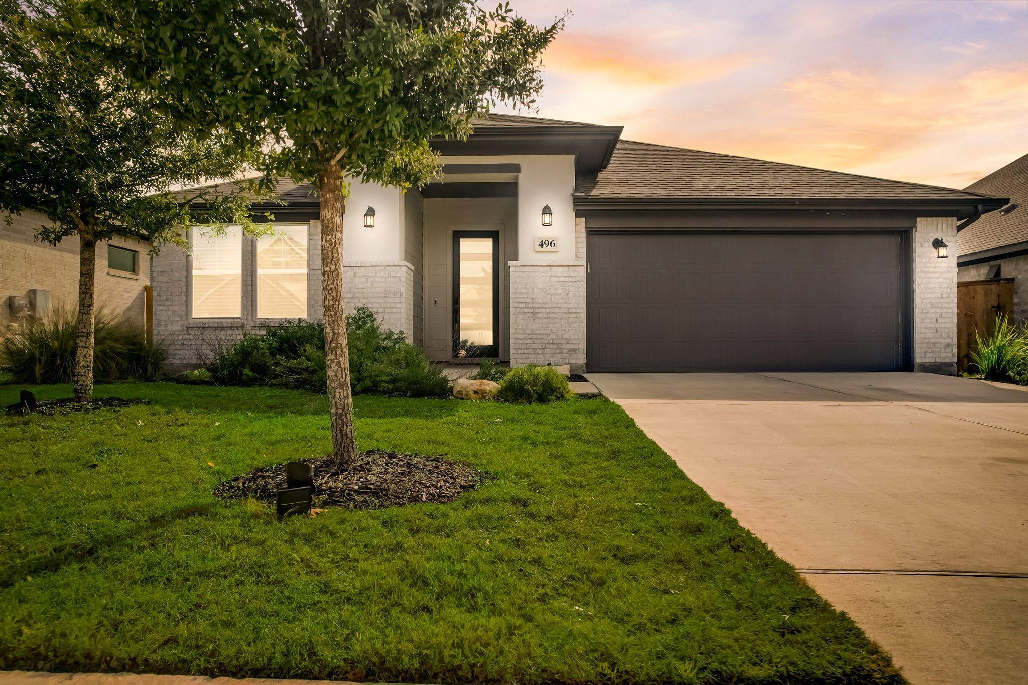 496 Coyote Creek WAY, Kyle, TX 78640