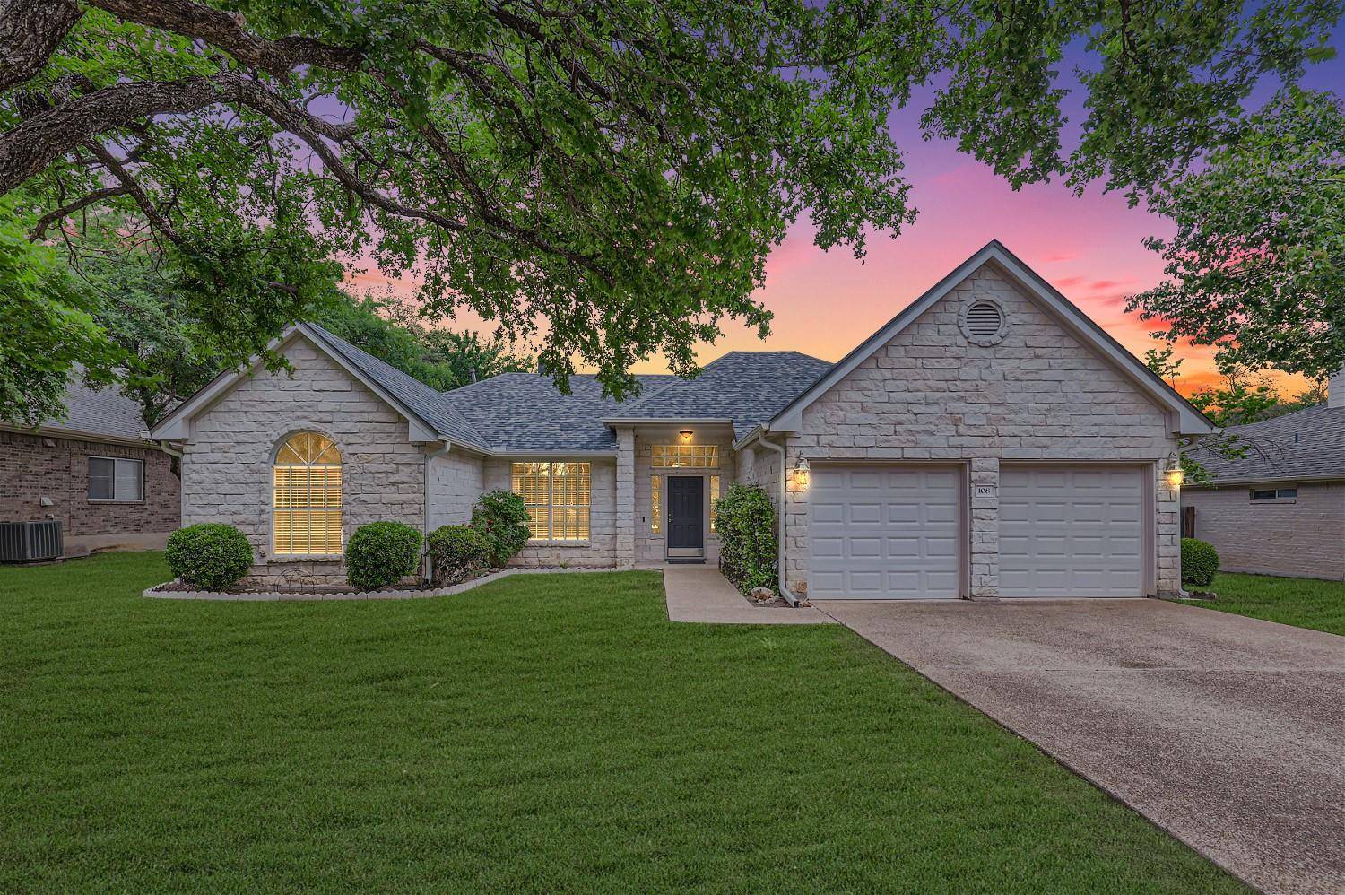 108 Creek DR, Georgetown, TX 78628