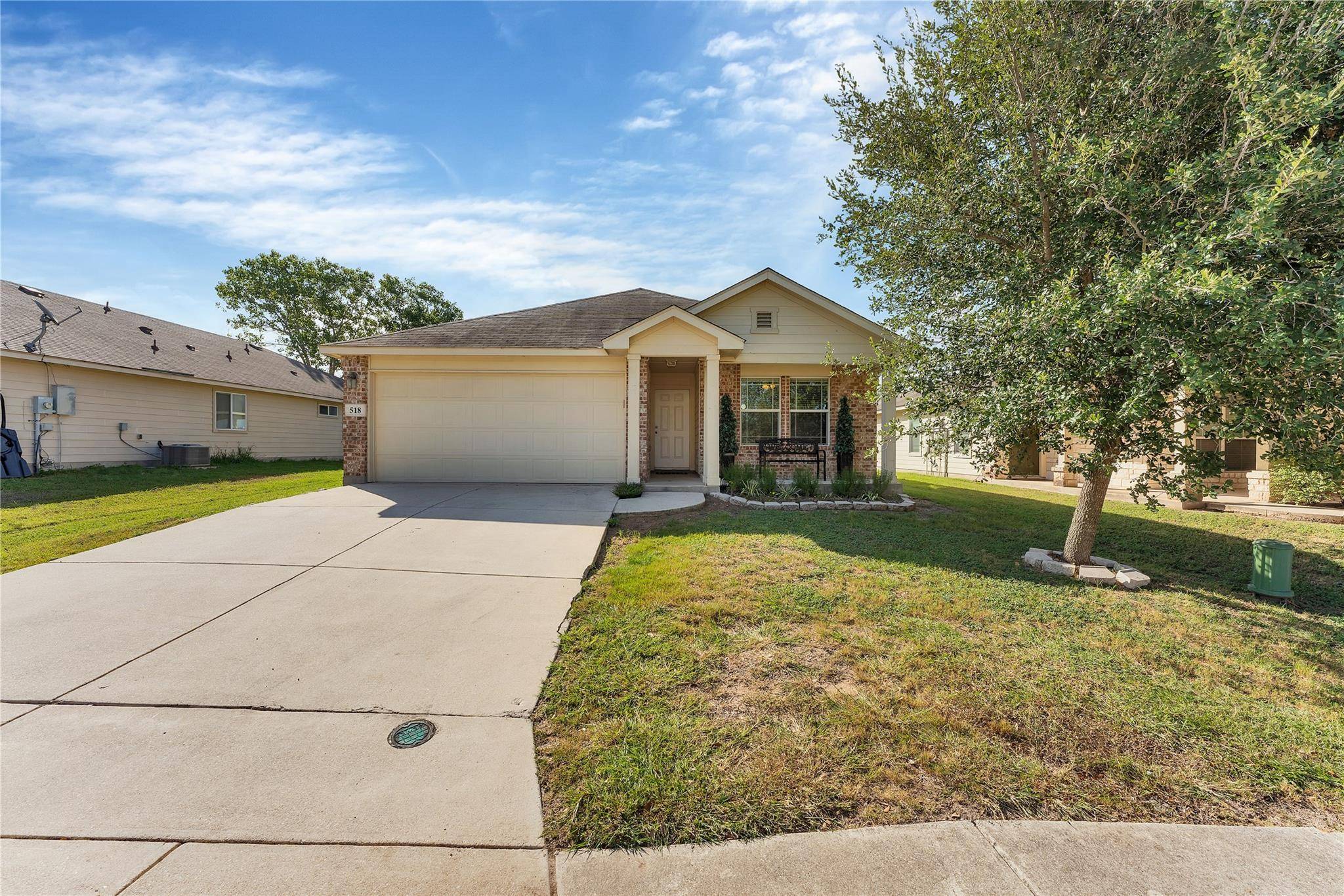 518 Briggs DR, New Braunfels, TX 78130