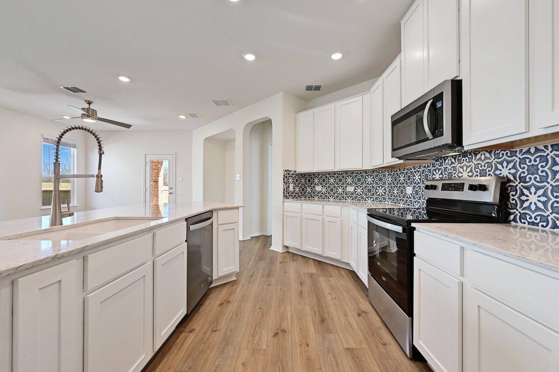 140 Jarbridge DR, Kyle, TX 78640