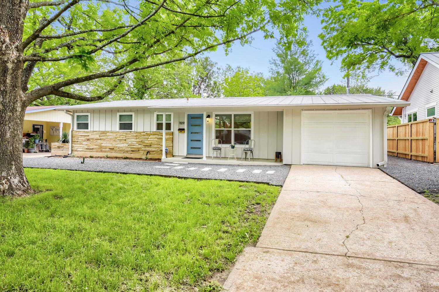1109 Fieldcrest DR, Austin, TX 78704