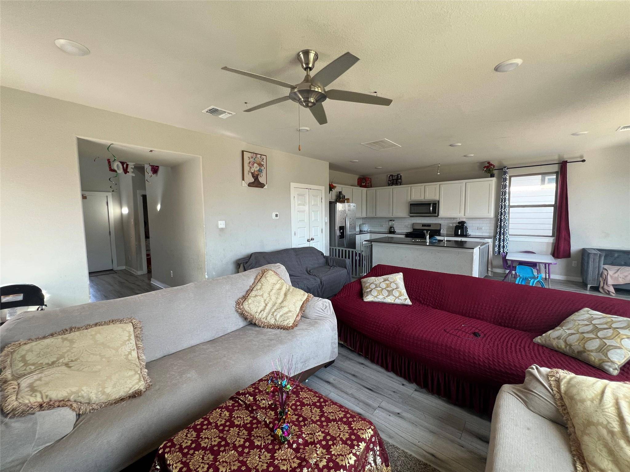 172 Coppers WAY, Elgin, TX 78621