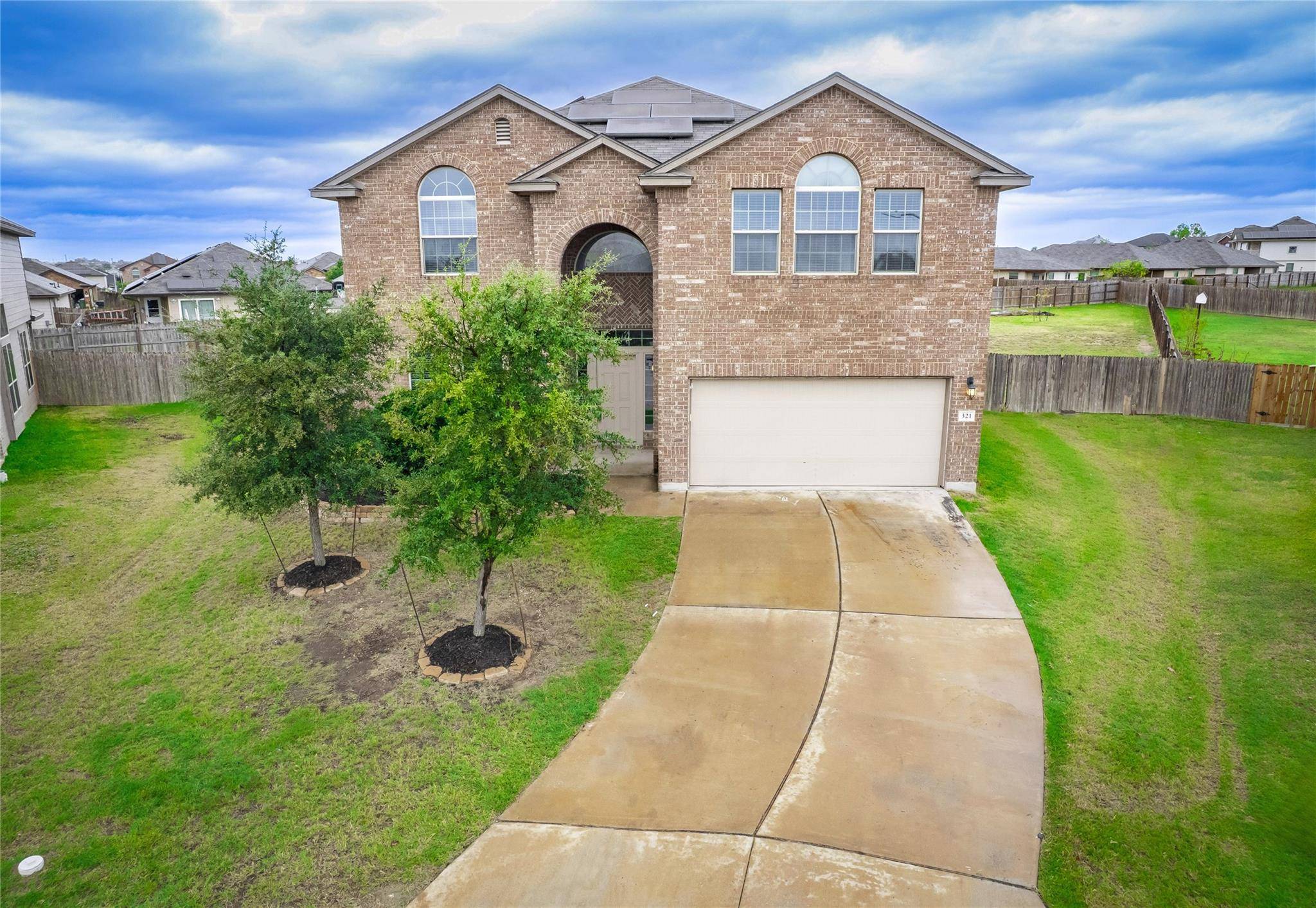 321 Ore LN, Jarrell, TX 76537