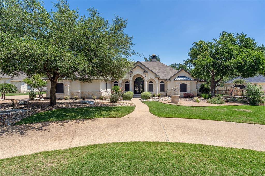 104 Buena Vista DR, Georgetown, TX 78633