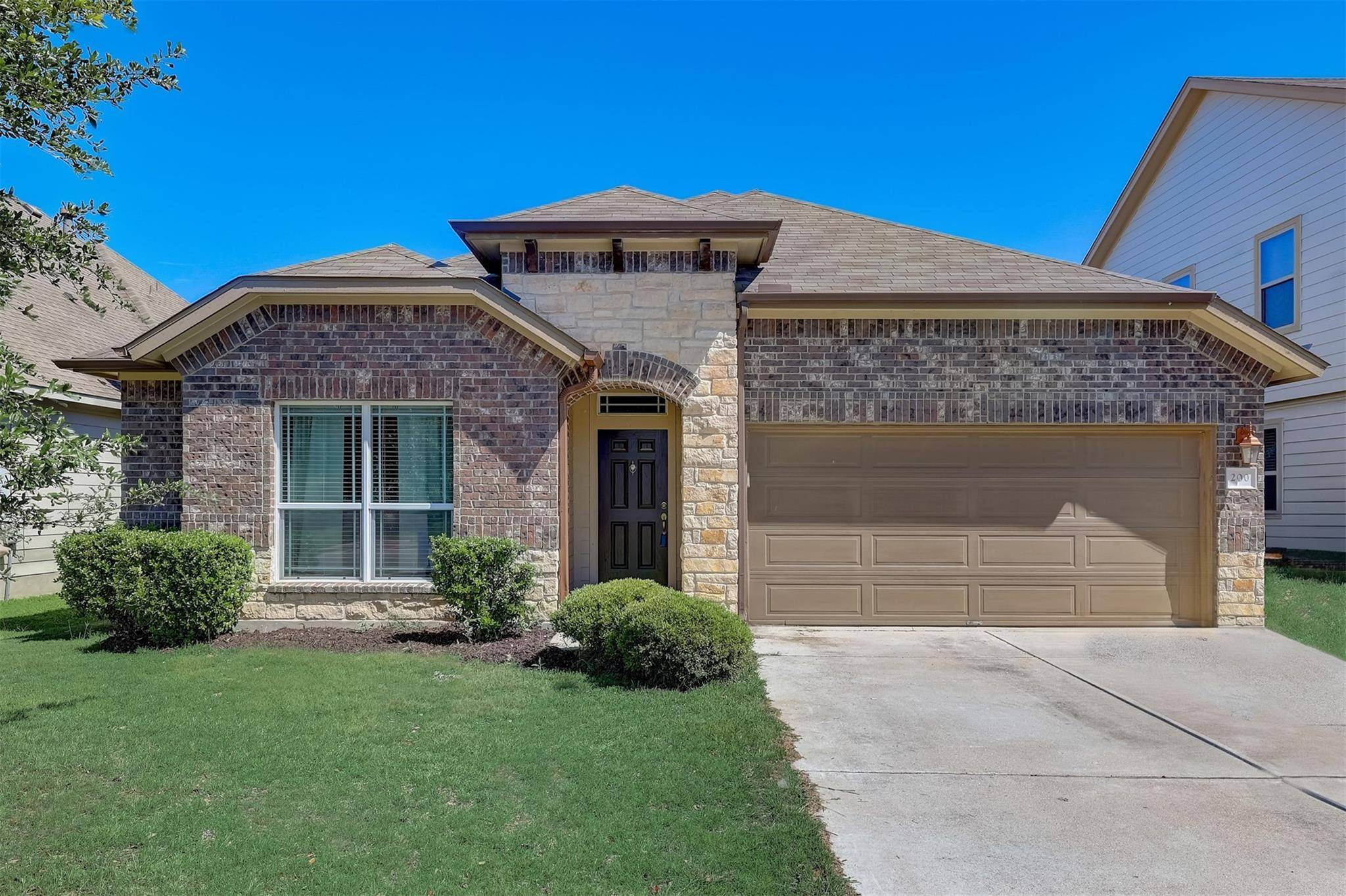 200 Yukon CV, Hutto, TX 78634