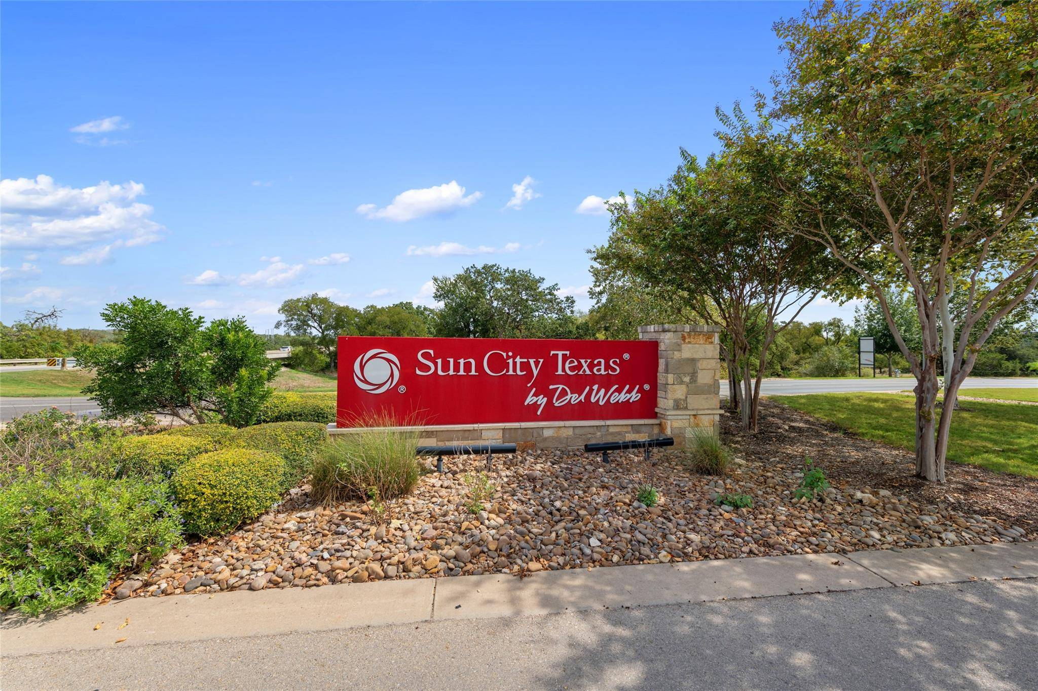 206 Bluestem DR, Georgetown, TX 78633
