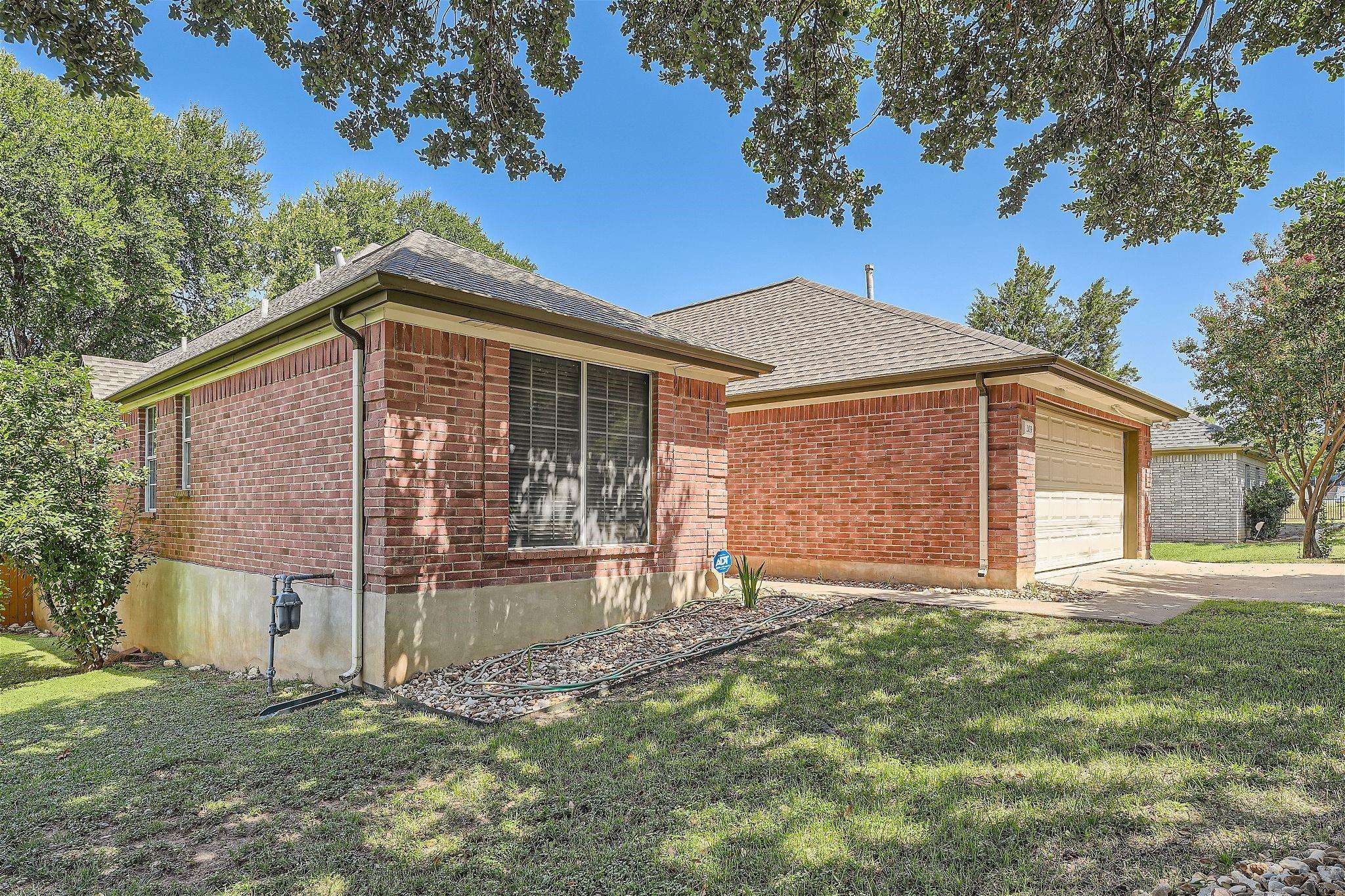 203 Gann ST, Georgetown, TX 78626