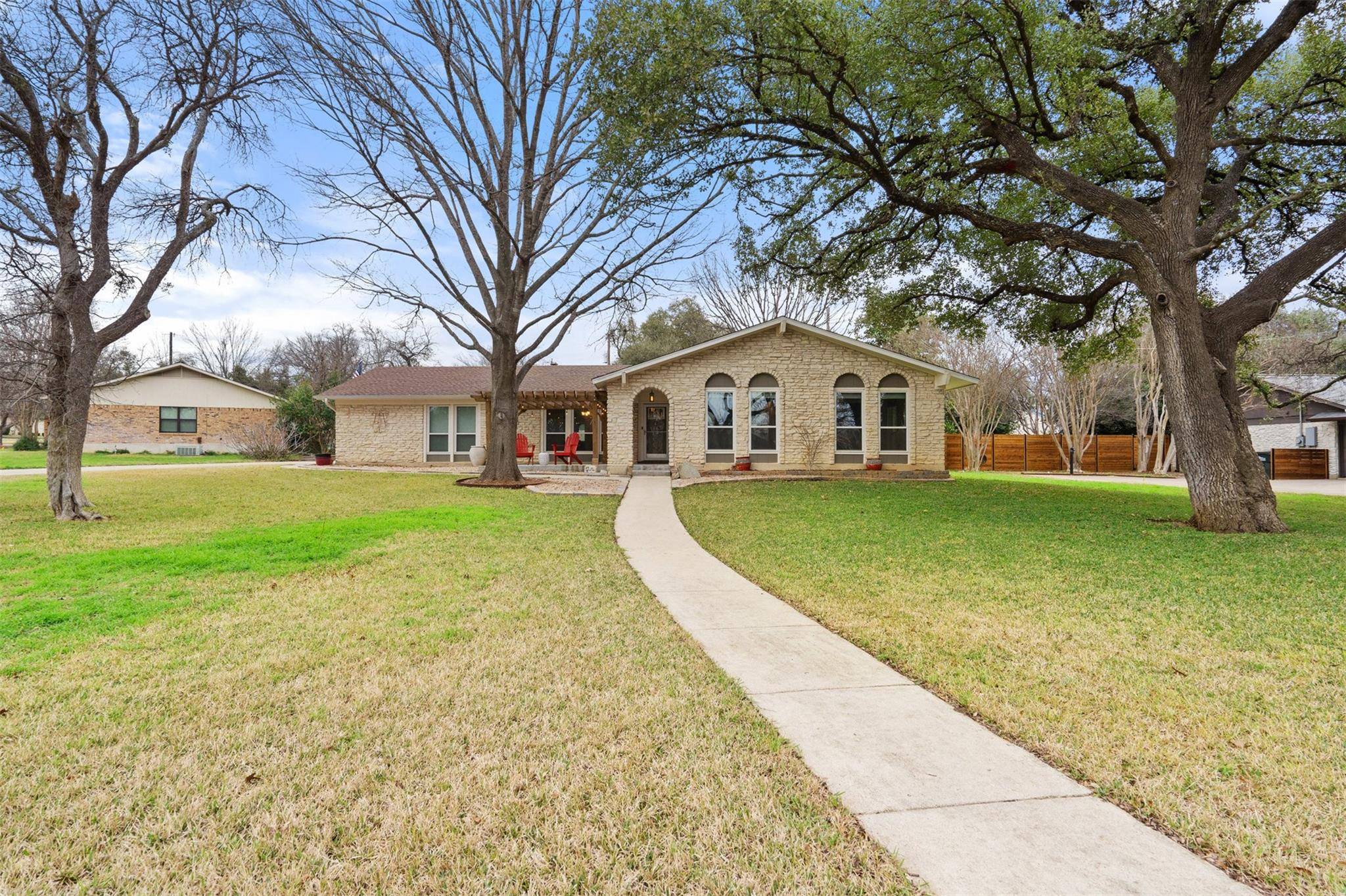 2807 Gabriel View DR, Georgetown, TX 78628