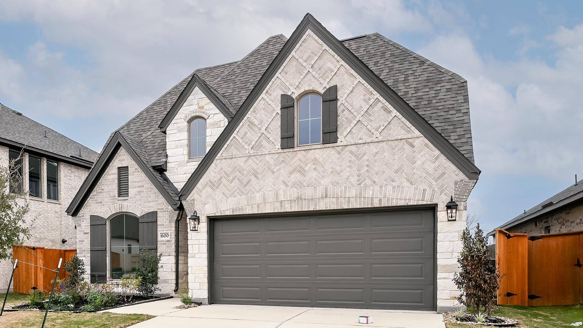 600 Bay Breeze DR, Kyle, TX 78640