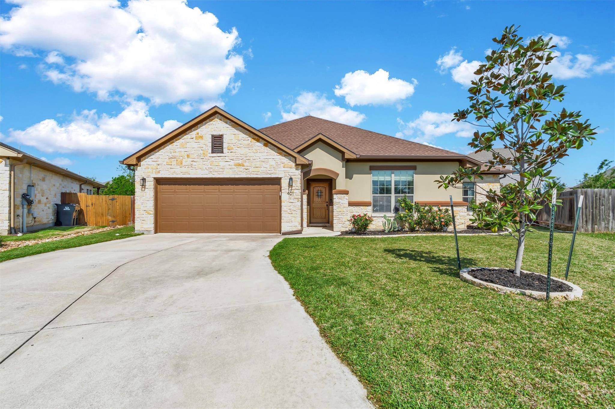 401 Valley Oaks LOOP, Georgetown, TX 78626