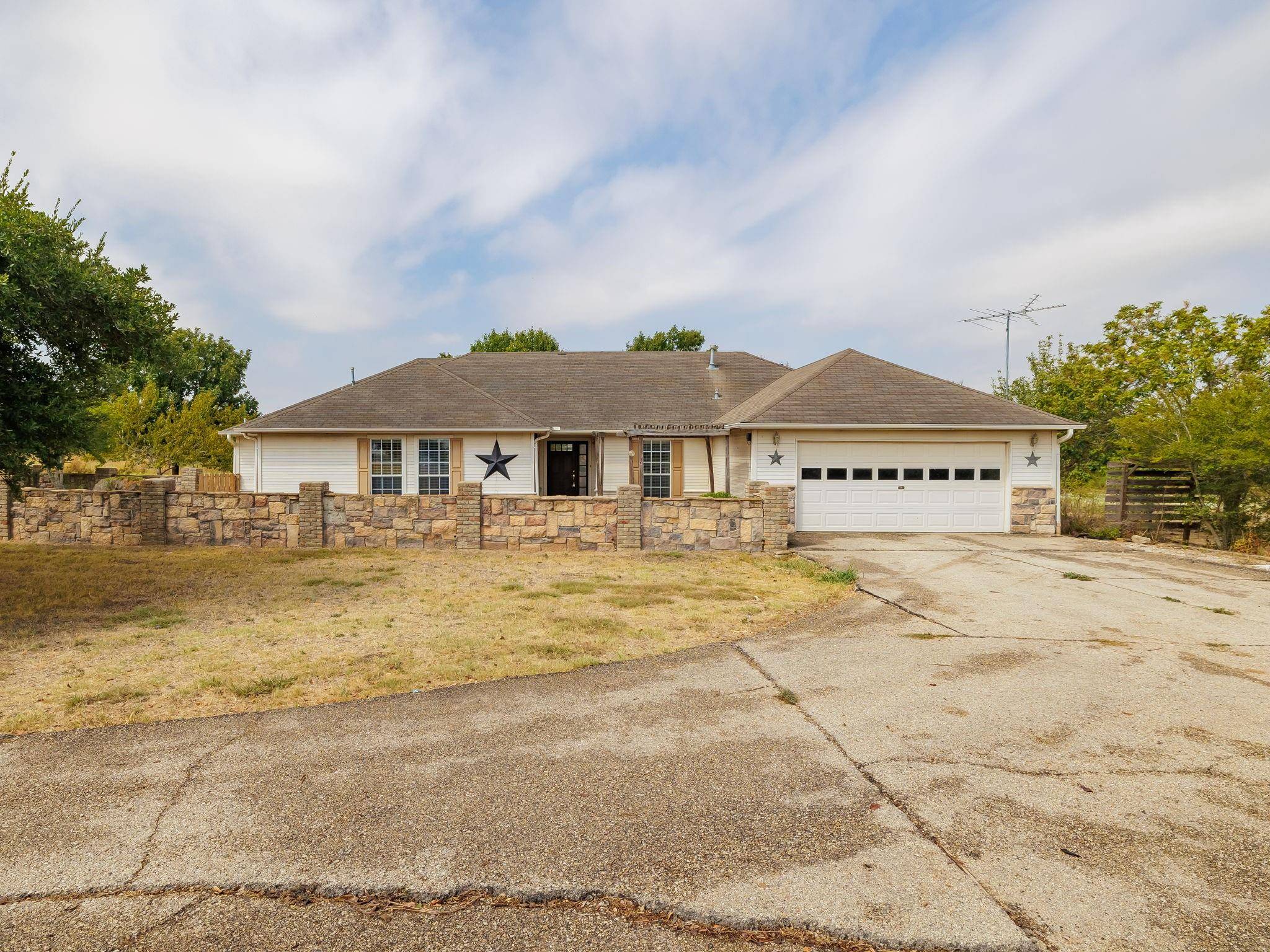 4903 N Fm 486, Thorndale, TX 76577