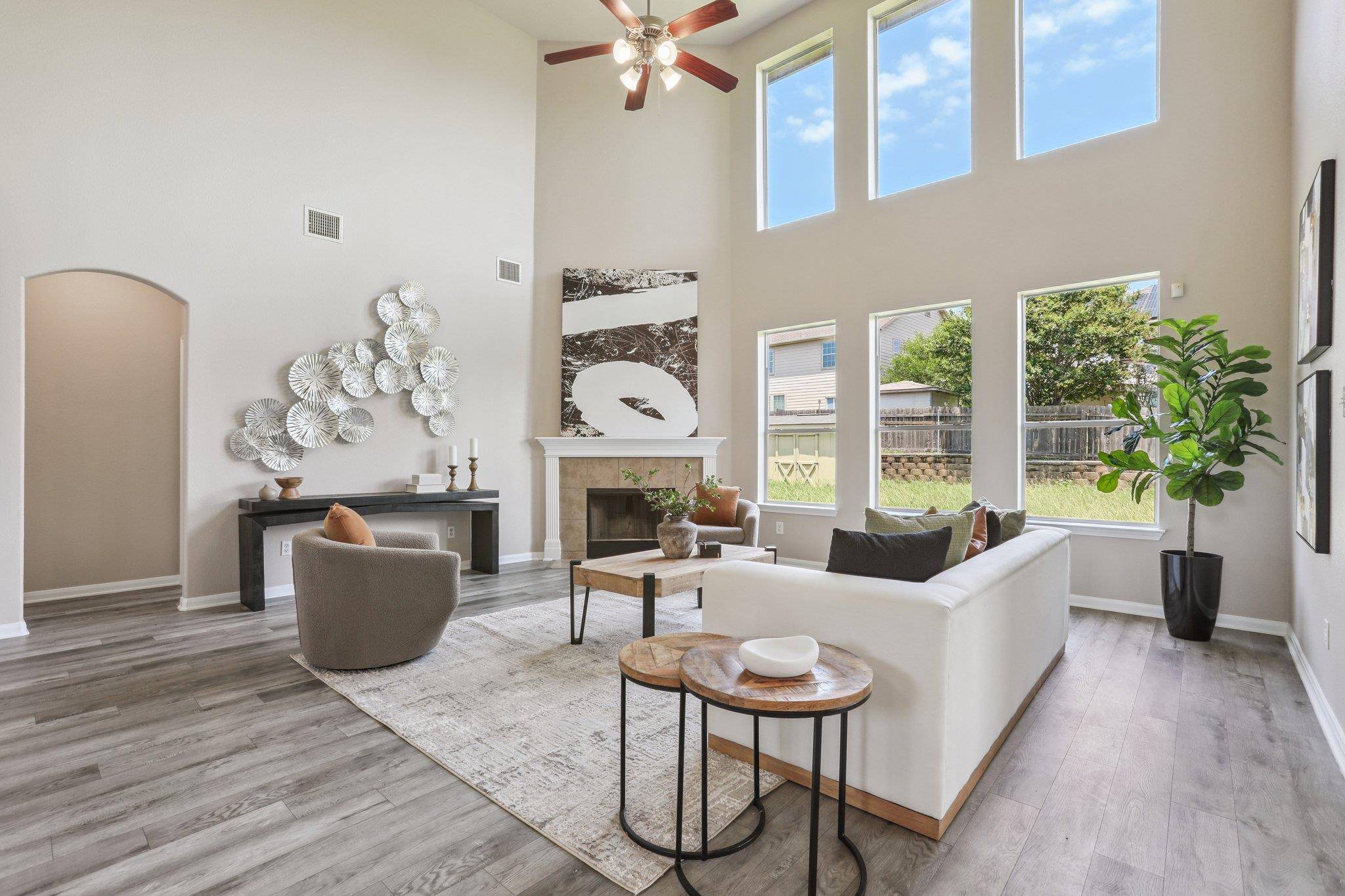 212 Boone Valley DR, Round Rock, TX 78664